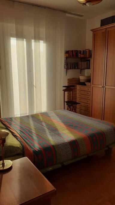 One-Bedroom Apartment photo 3