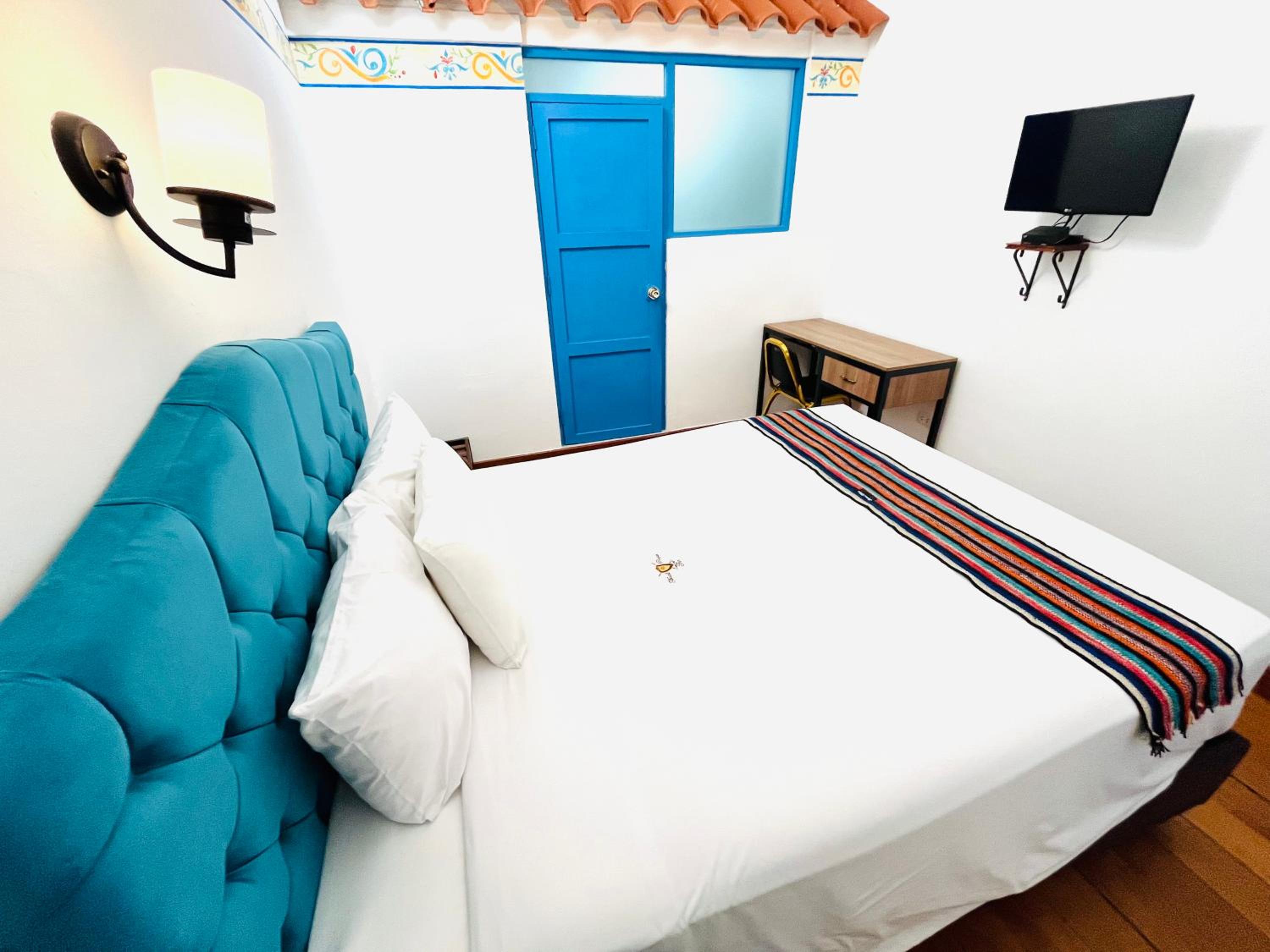 Standard Queen Room photo 2