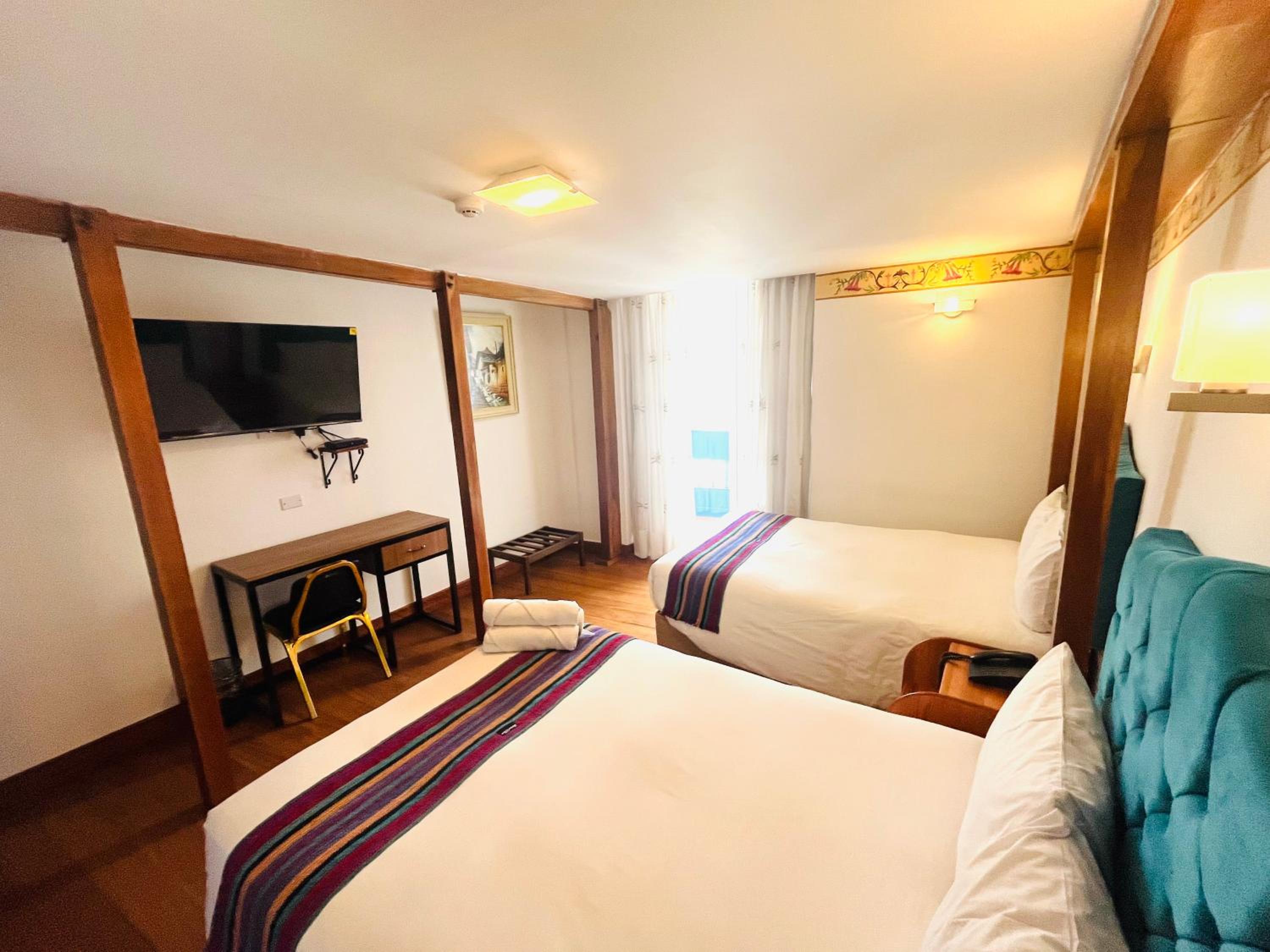 Superior Twin Room photo 3