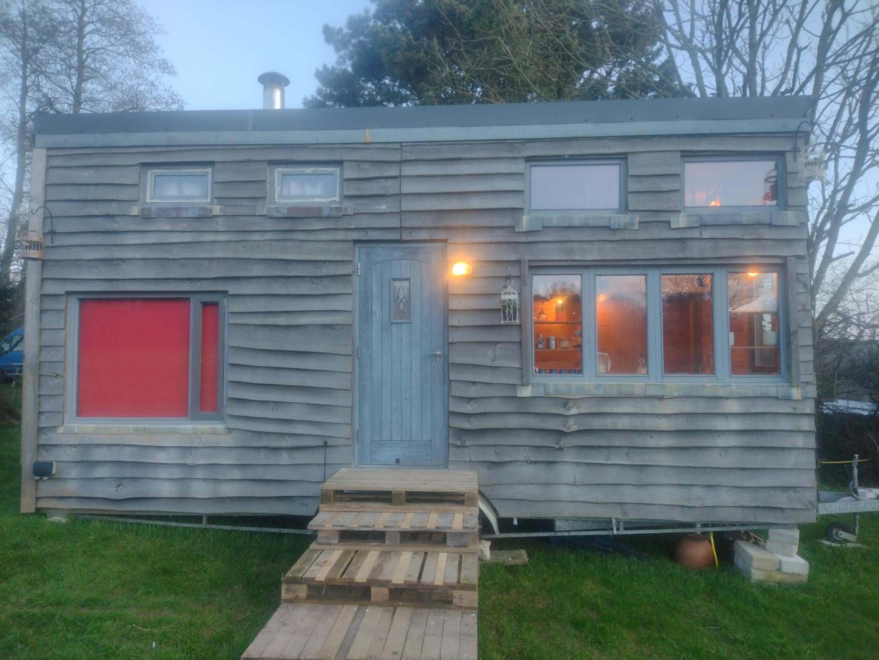 Tiny House Glamping photo 3