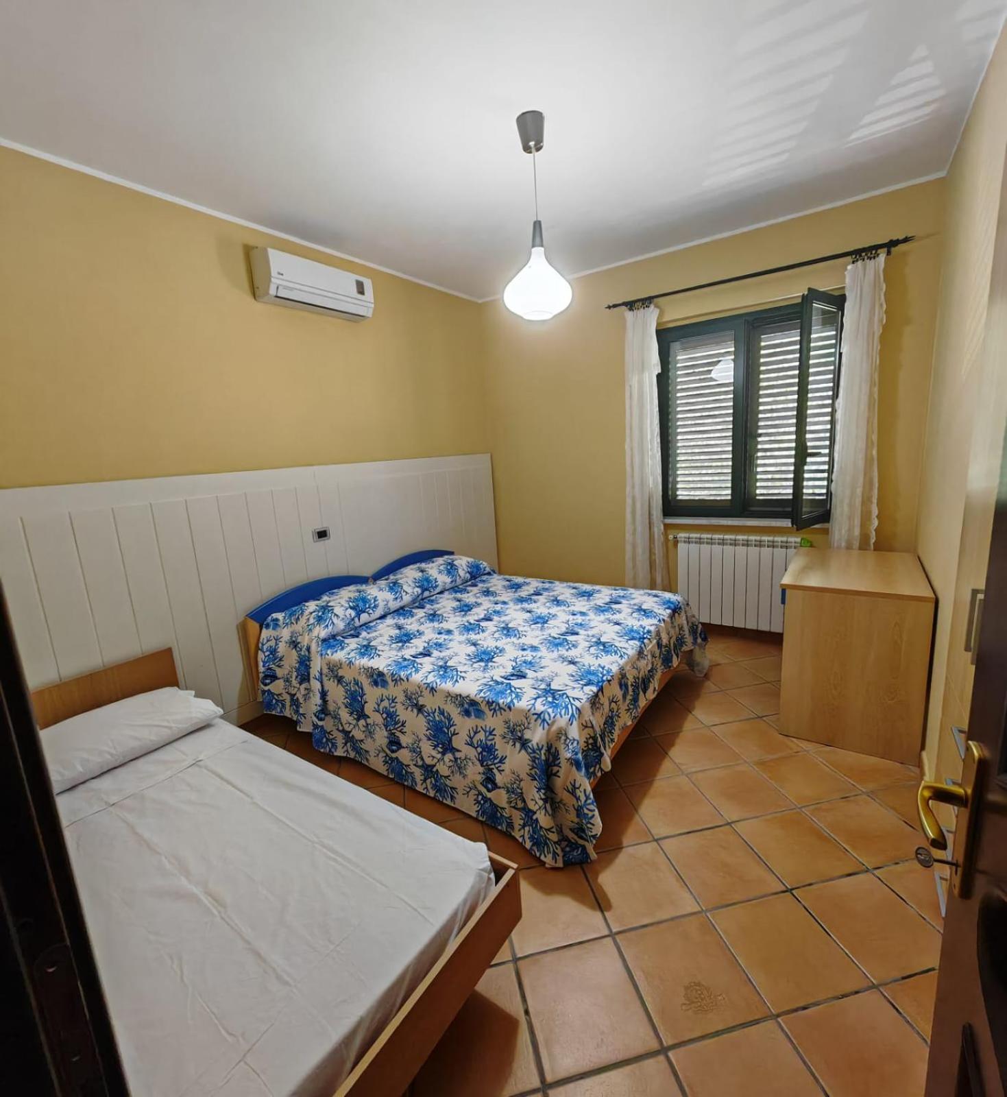 Four-Bedroom House photo 3