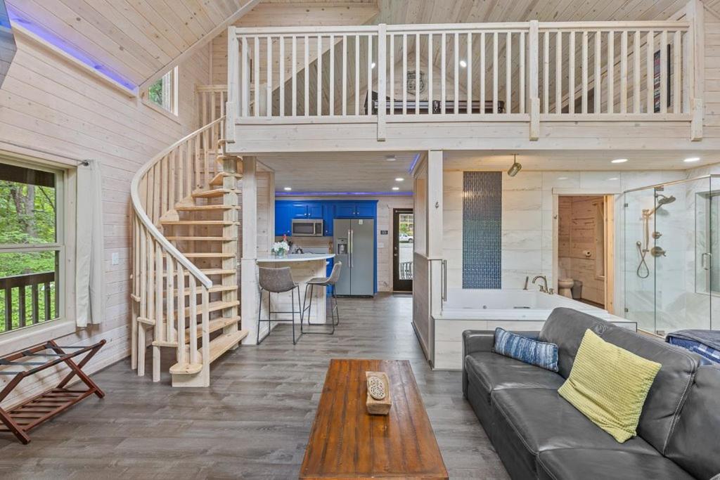 One-Bedroom Villa - Photo 26