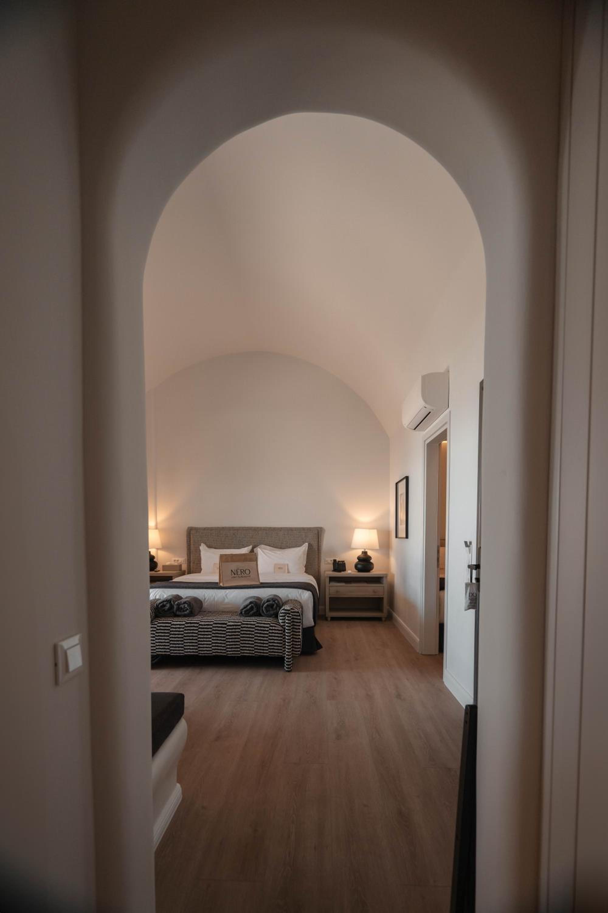Grand Suite with Sea View & Heated Plunge Pool
