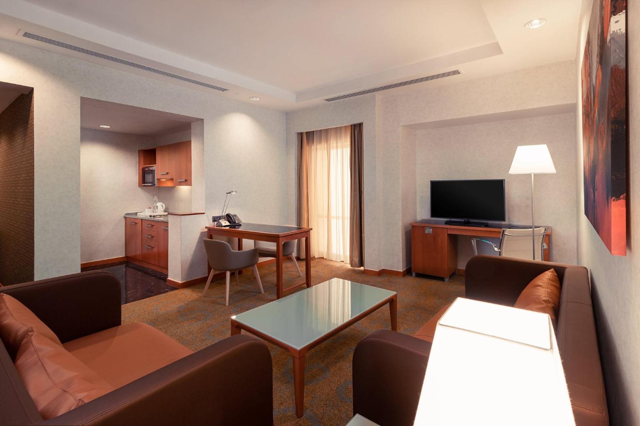 One-Bedroom King Suite