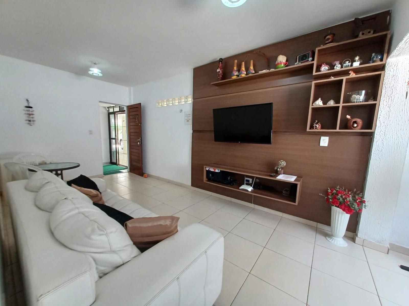 Three-Bedroom Apartment photo 1