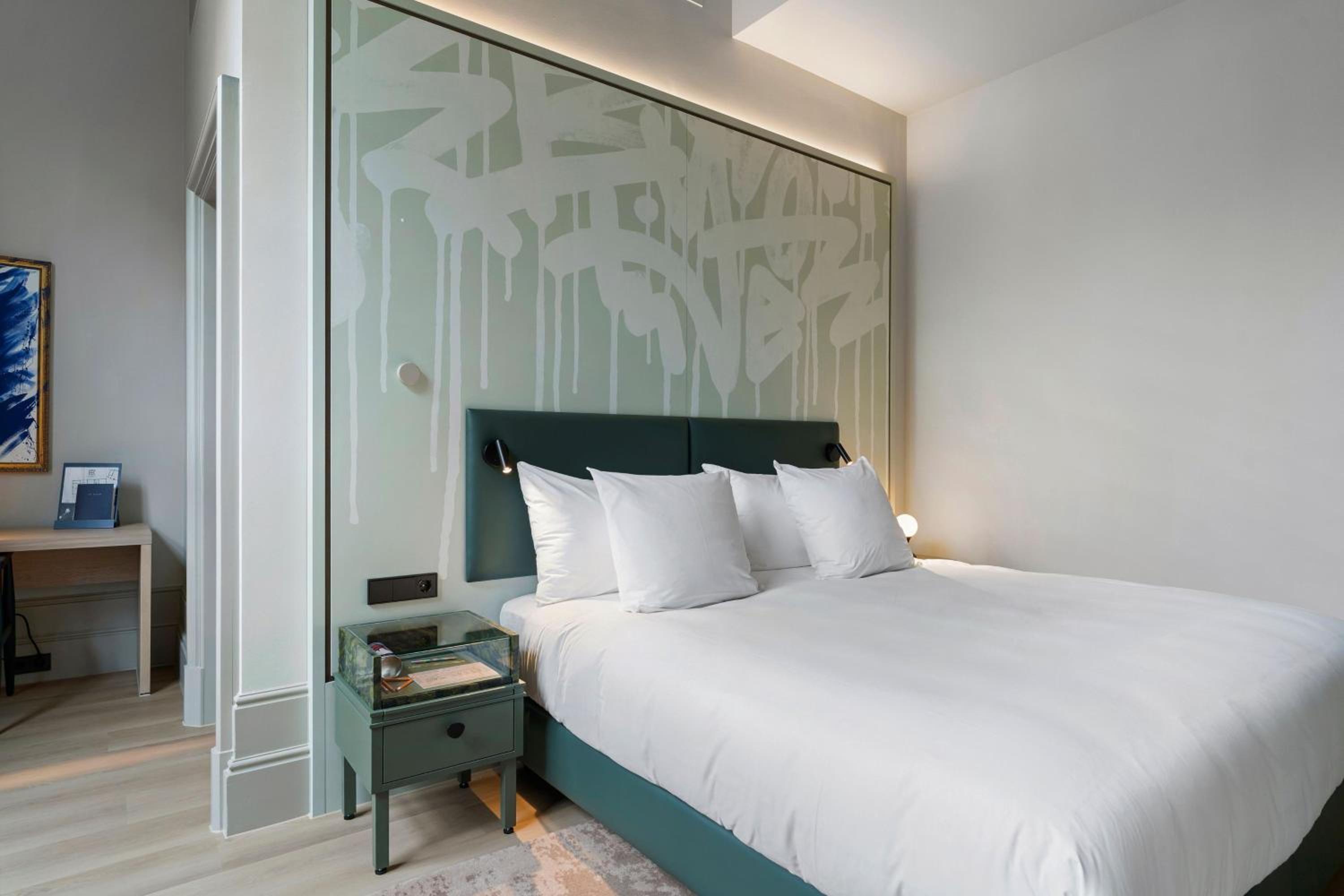 Superior Queen Room
