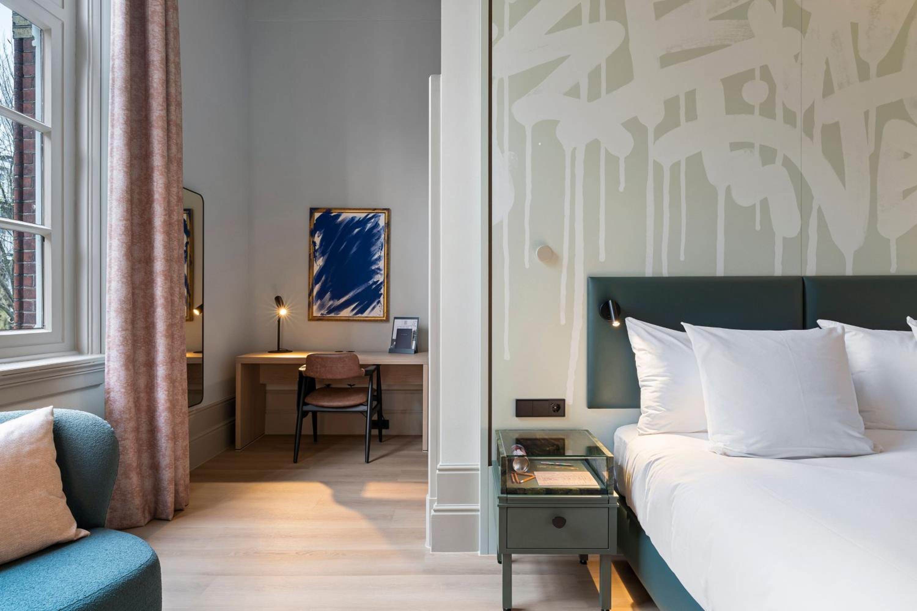 Superior Queen Room