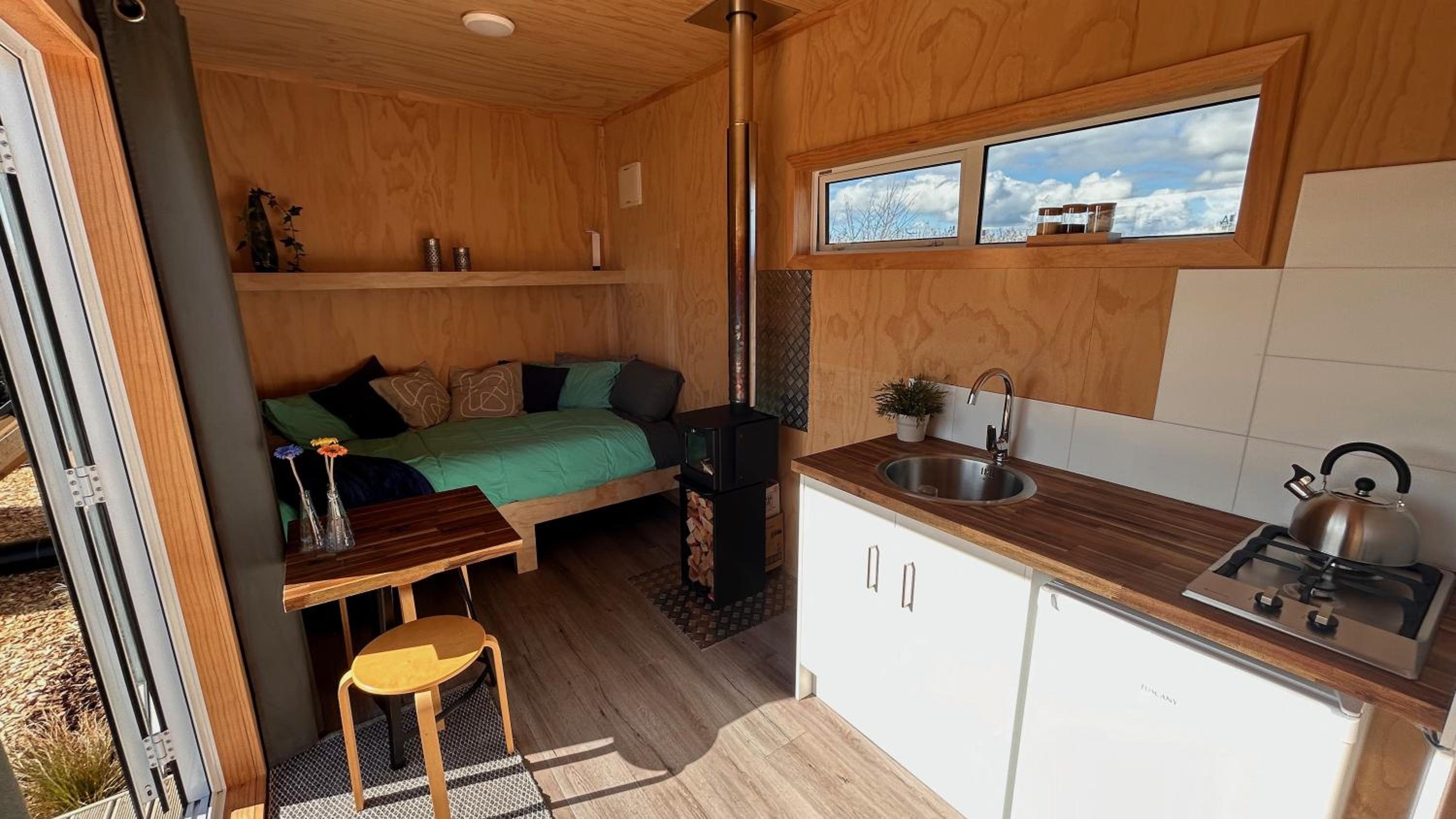 One-Bedroom House photo 1