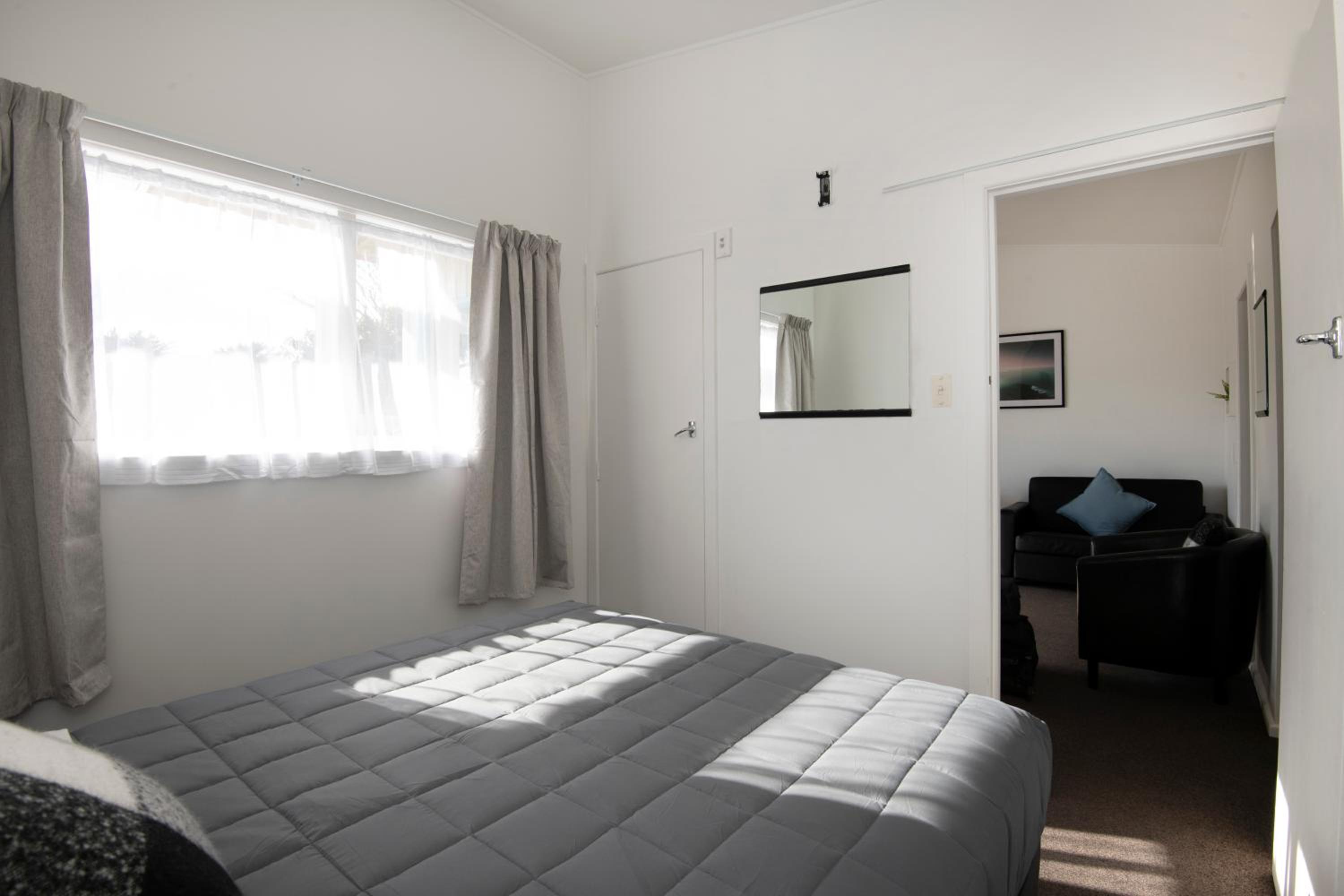 Two-Bedroom Apartment - Photo 6