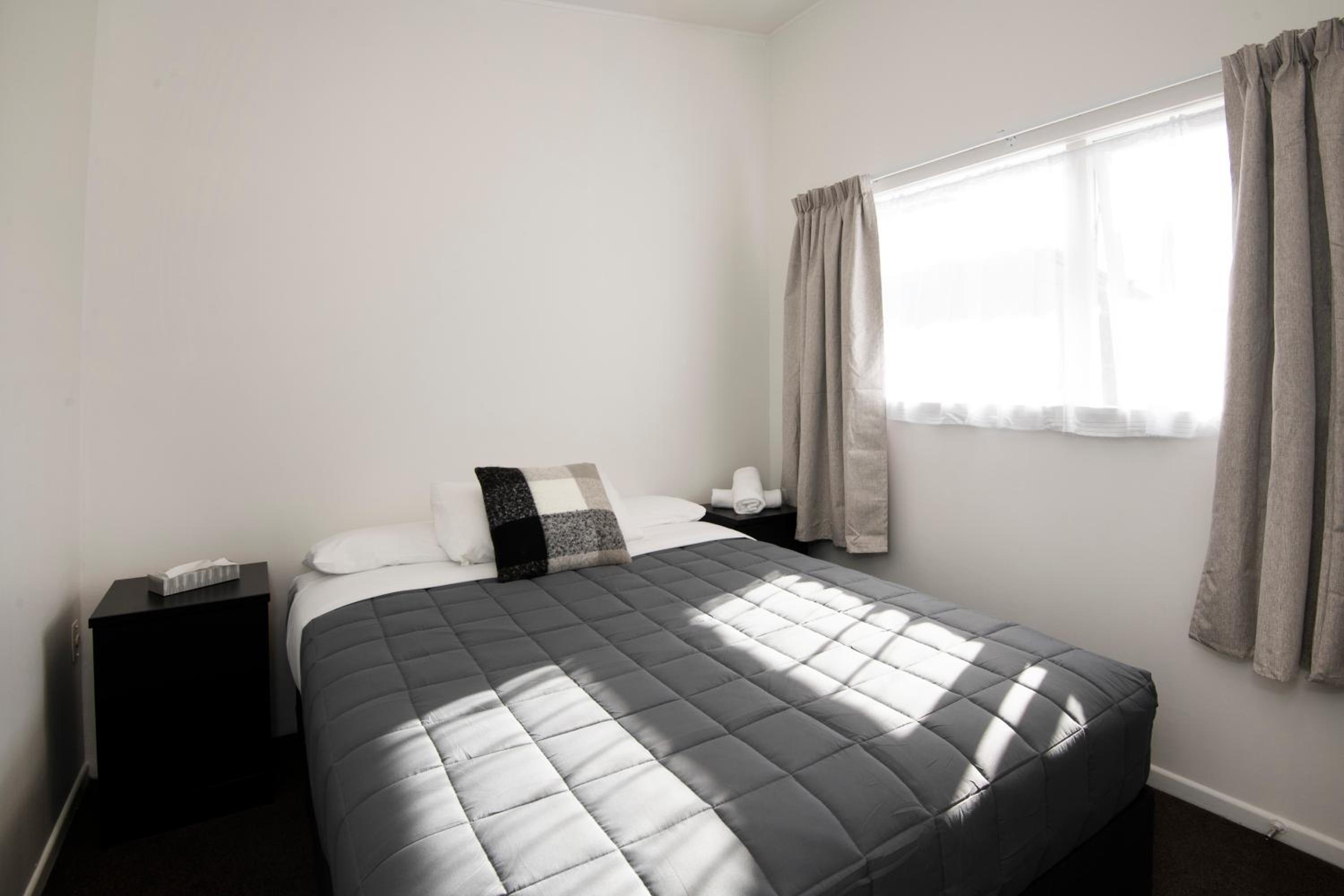 Two-Bedroom Apartment - Photo 3