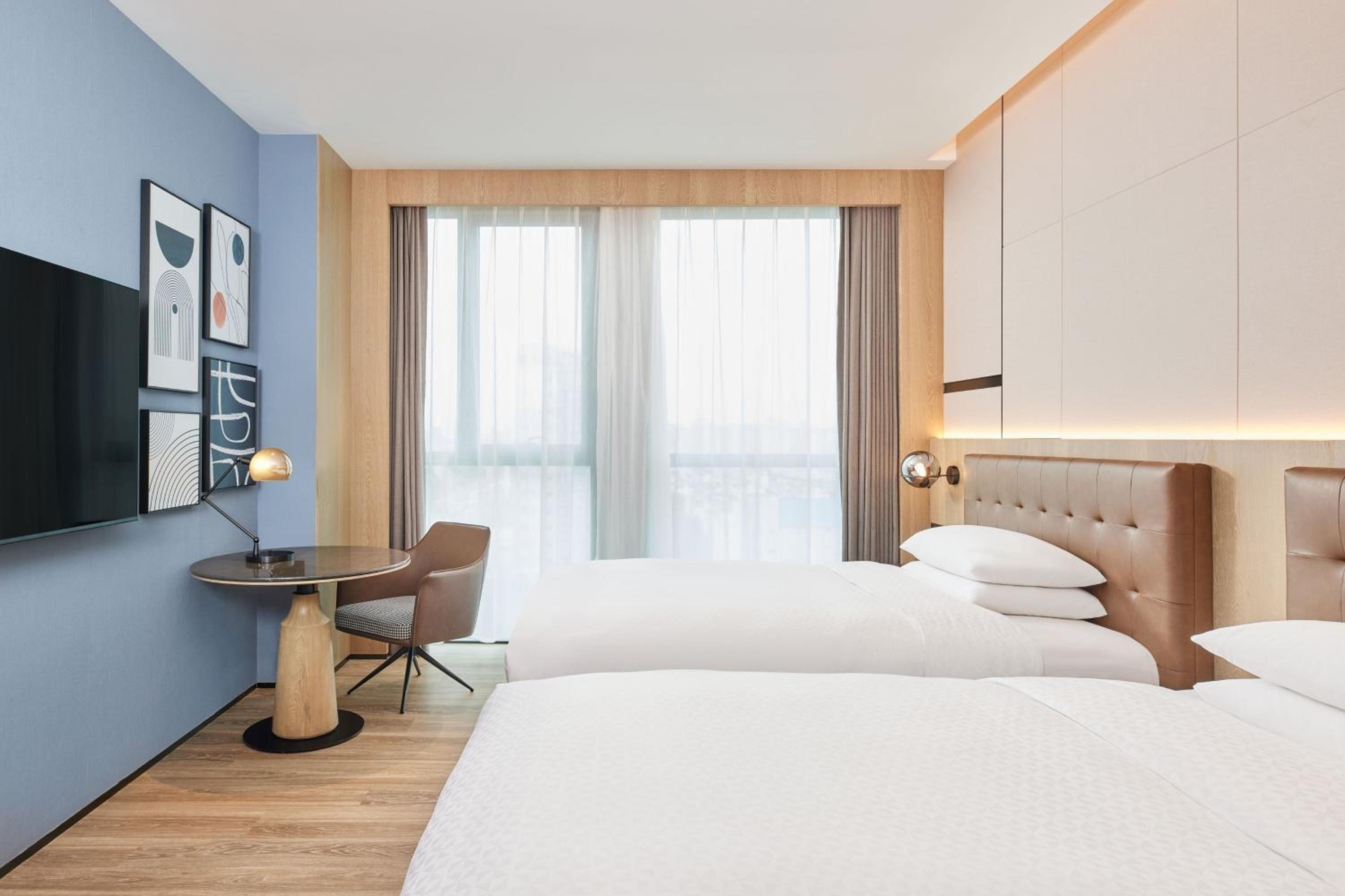 Business Twin Room photo 2