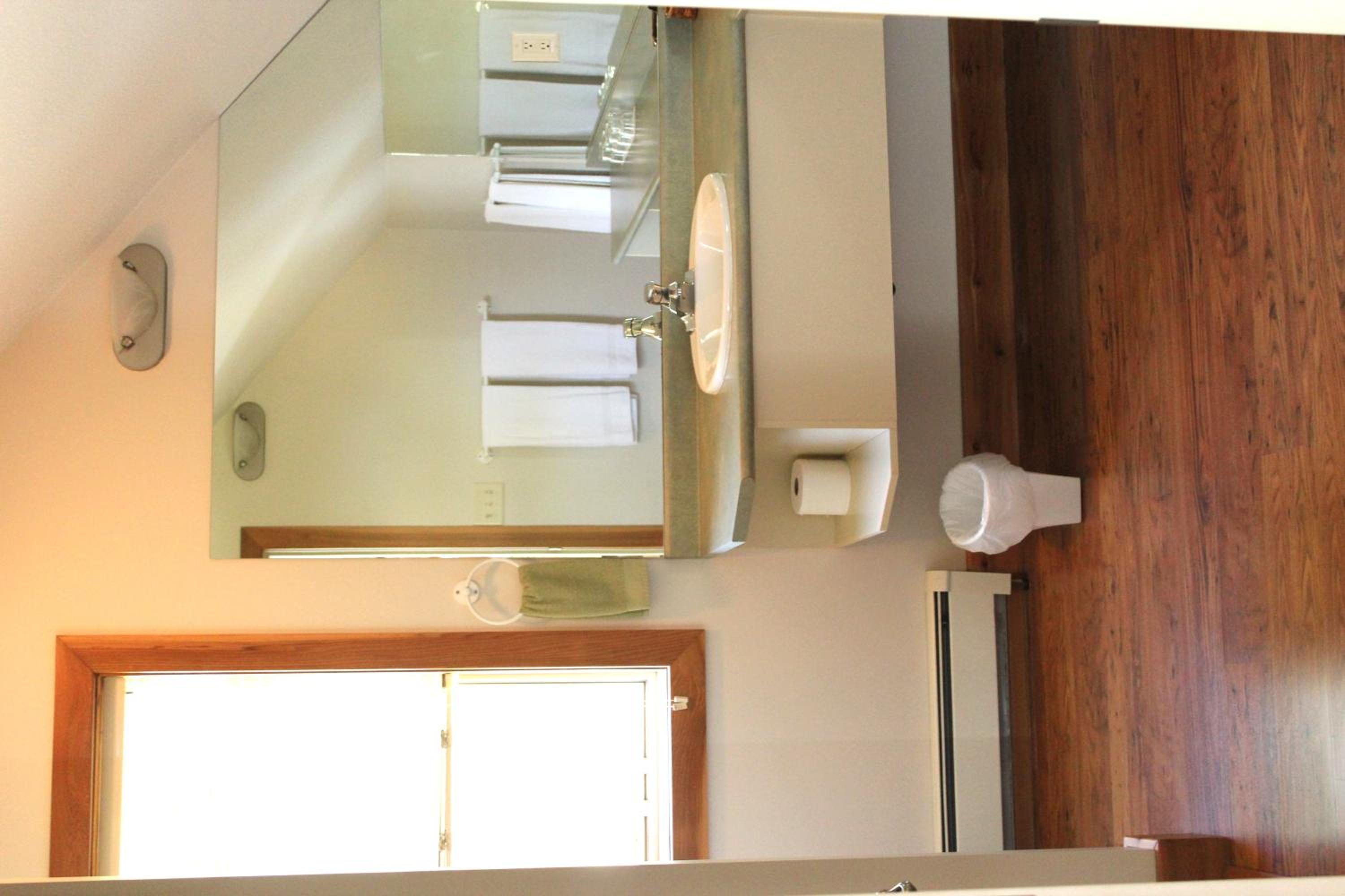 Deluxe Queen Room with Two Queen Beds and Balcony - Photo 4