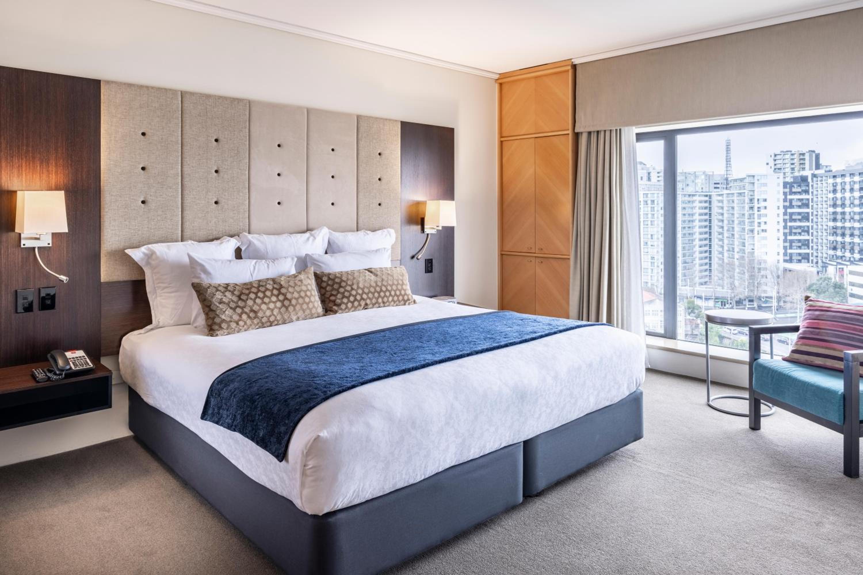 Junior King Suite - Photo 3