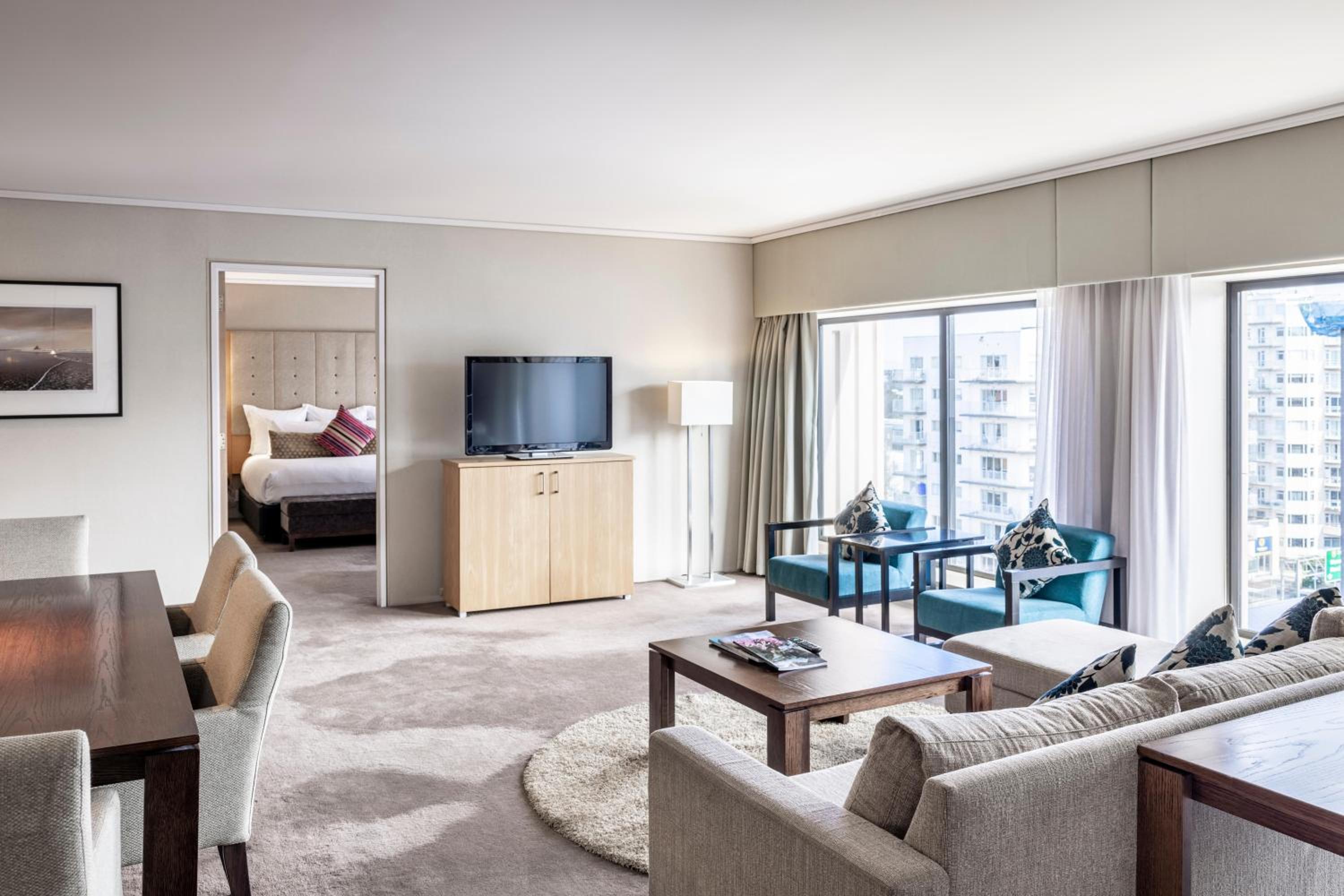 M Suite with Club Access - Photo 1