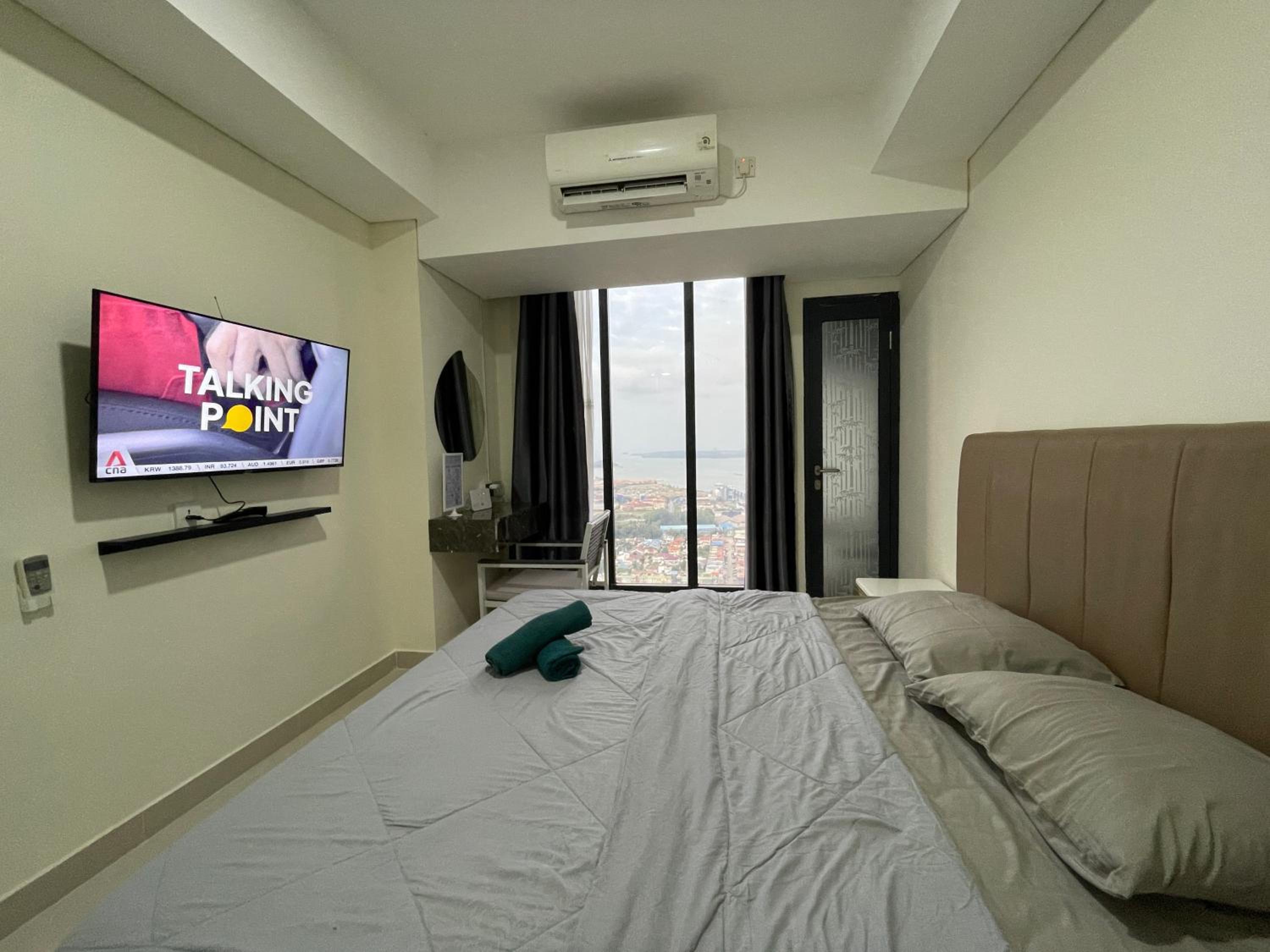 Studio Apartment with Sea View photo 1