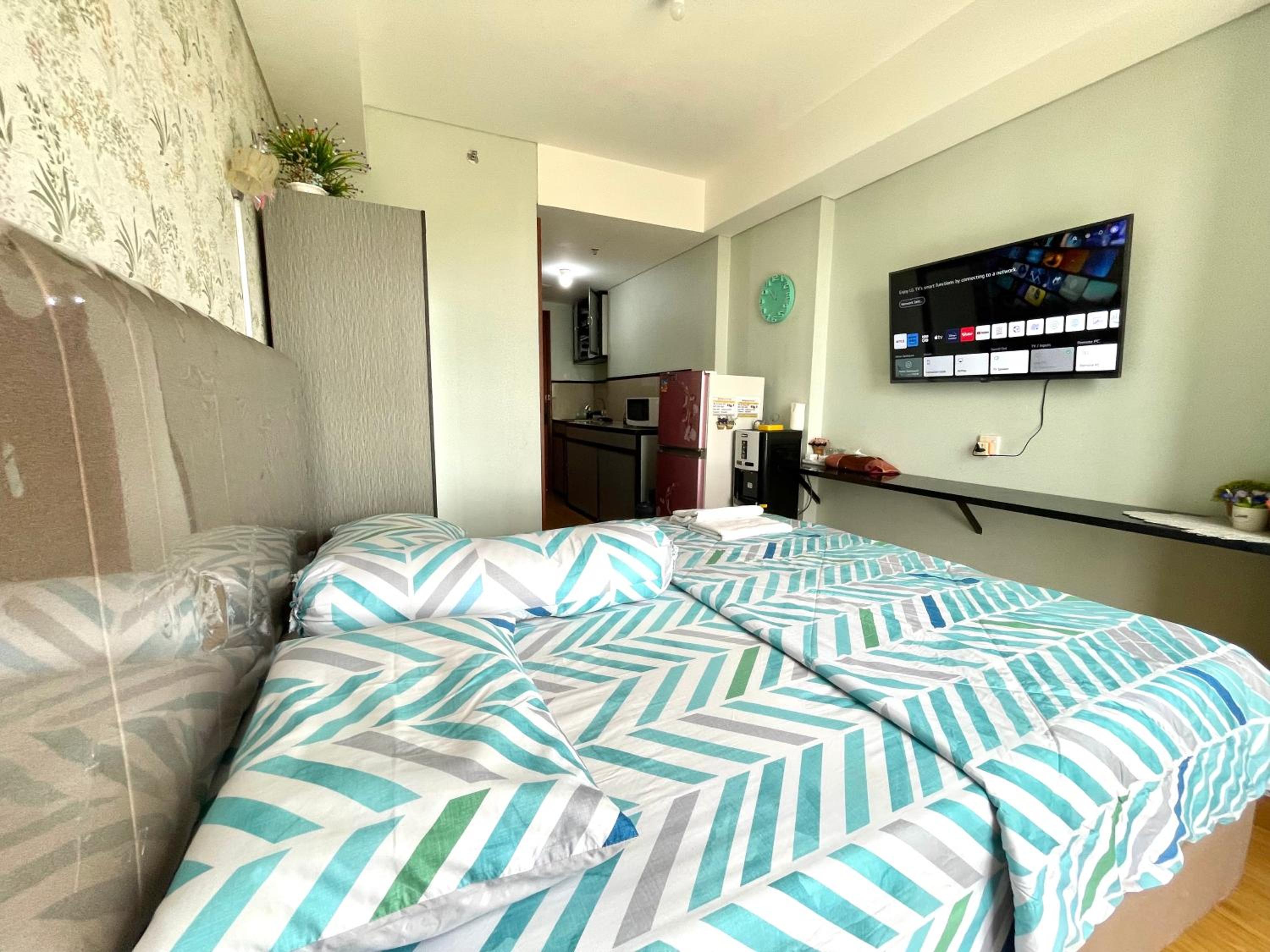 Studio Apartment with Sea View photo 2