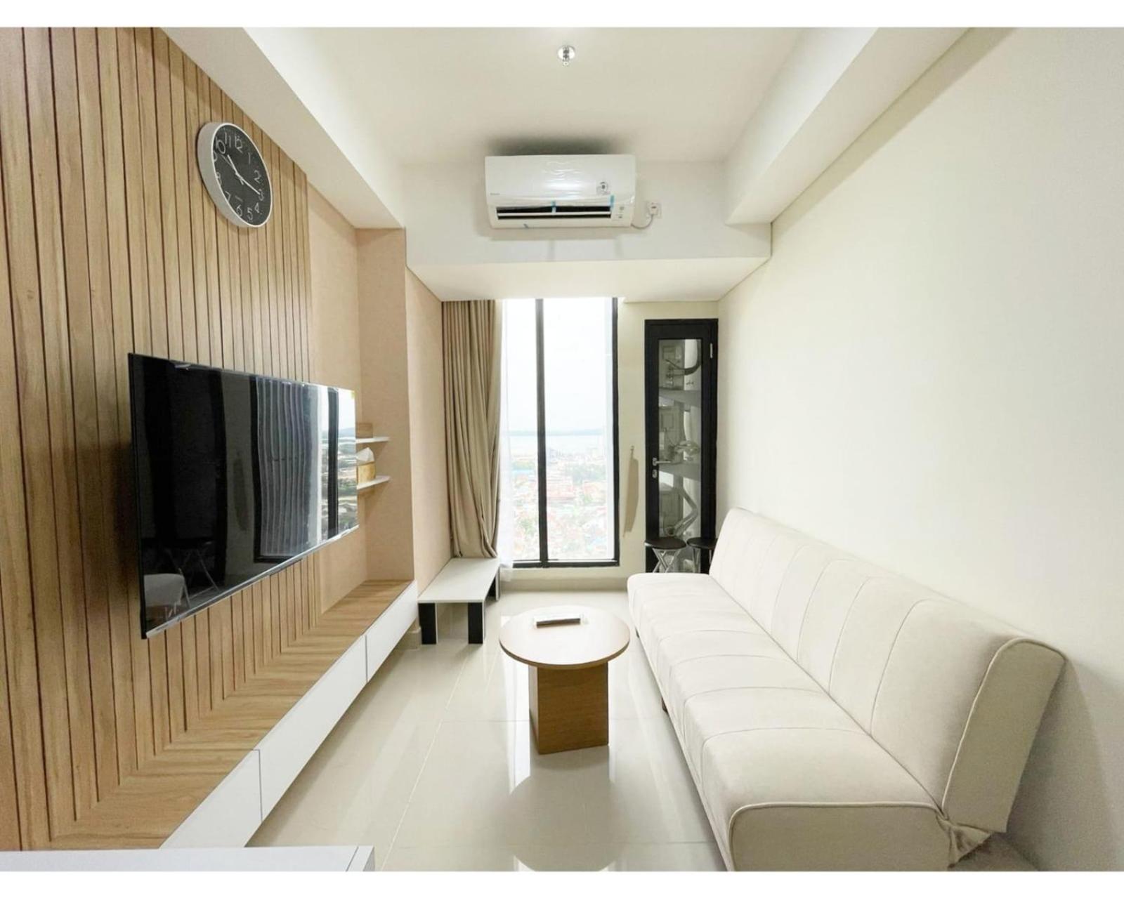 Two-Bedroom Apartment with Sea View photo 1
