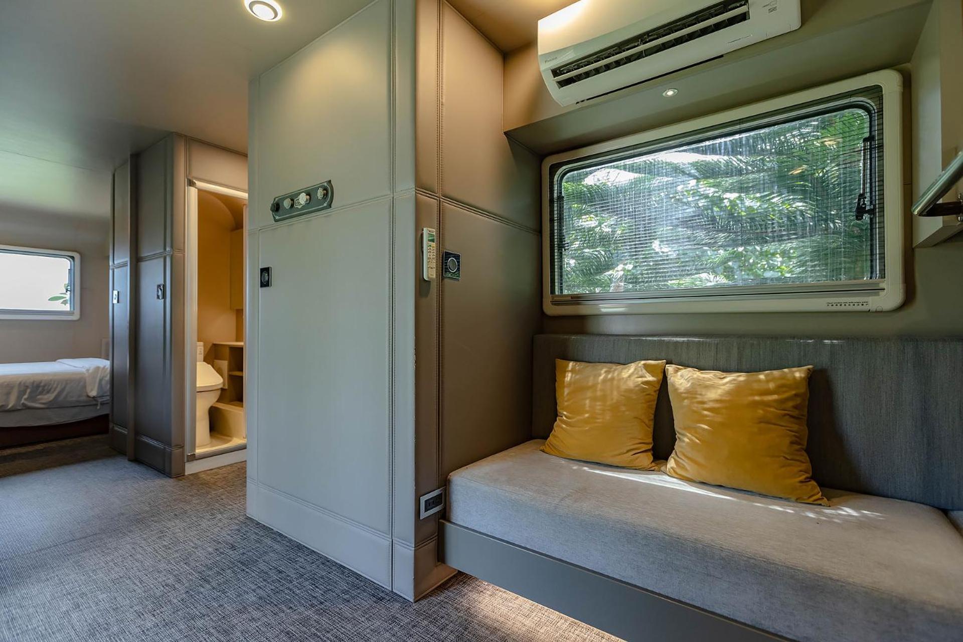 Caravan photo 2