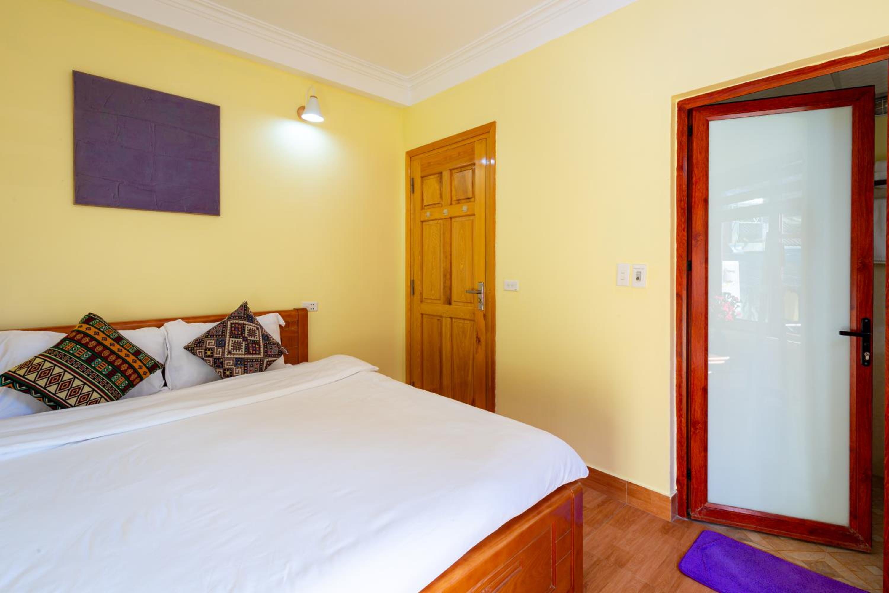 Standard Double Room - Photo 3