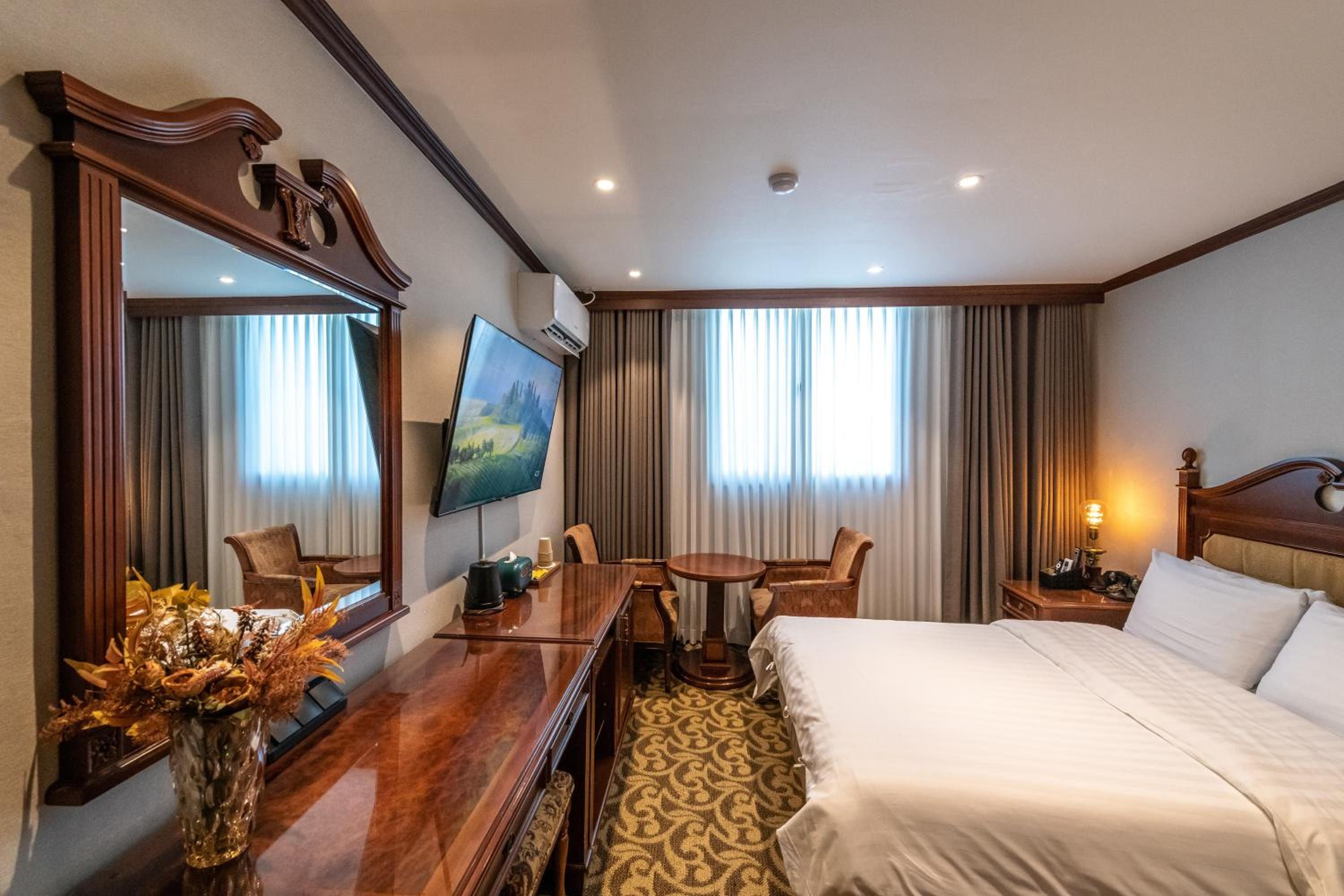 Double Room - Photo 2