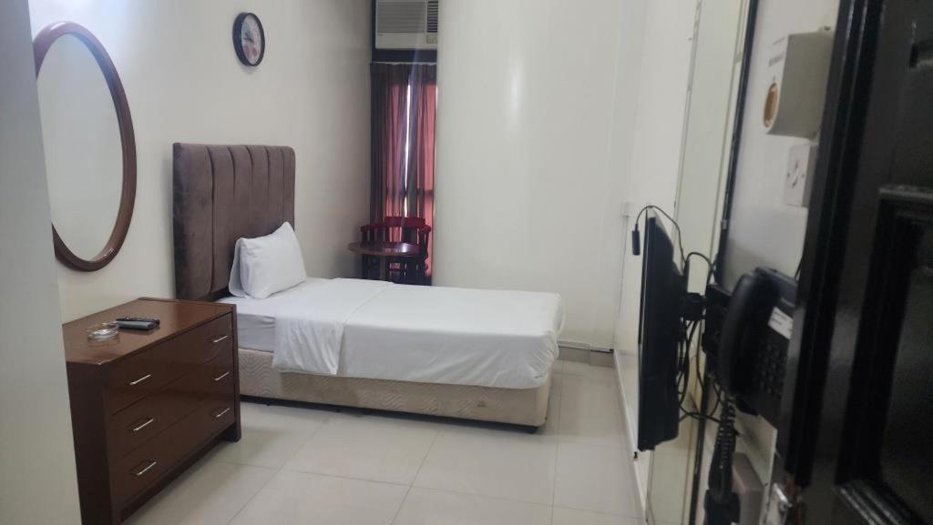 Qurum Beach Hotel — photo 39