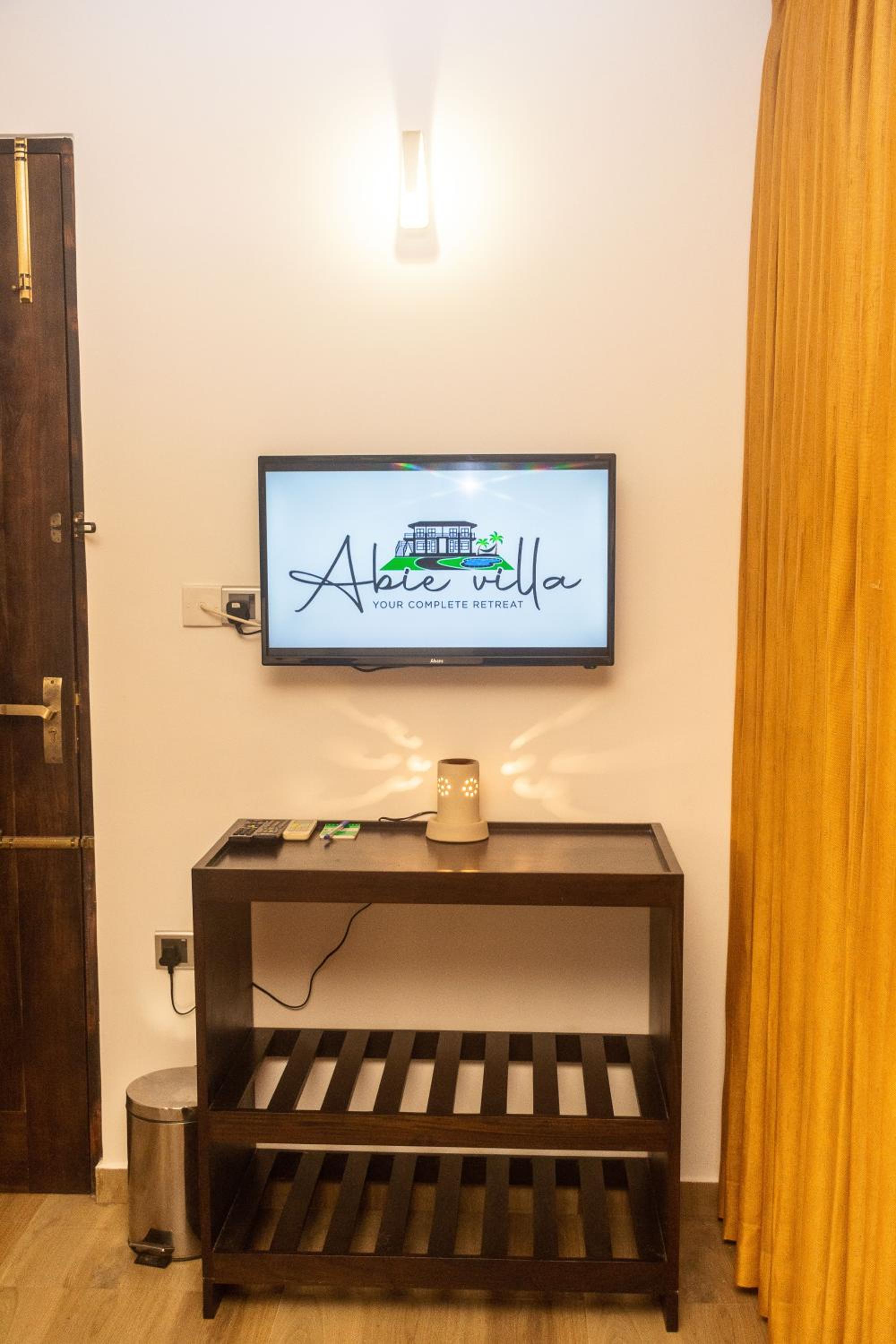 Deluxe King Room photo 2