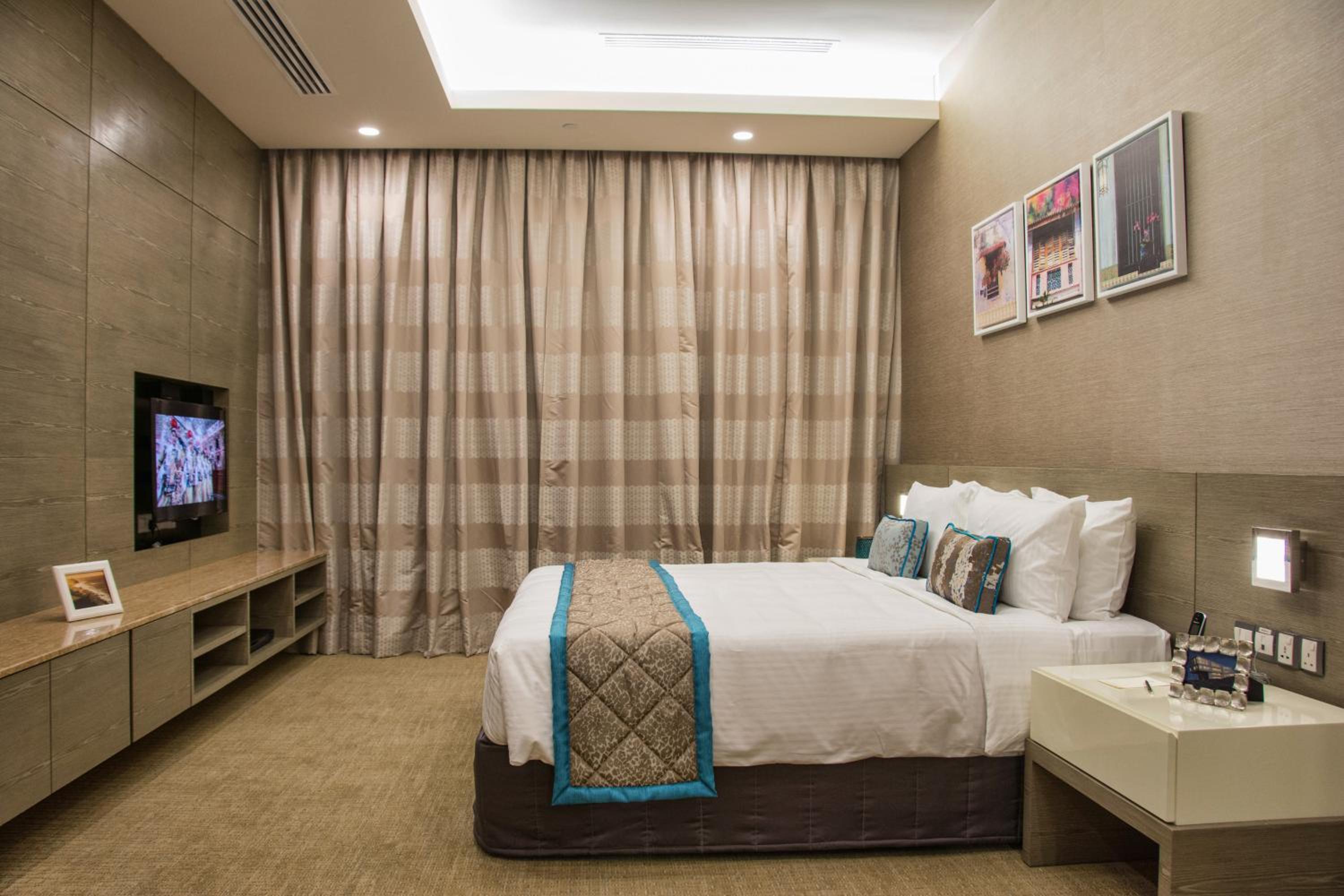 Three-Bedroom Premier