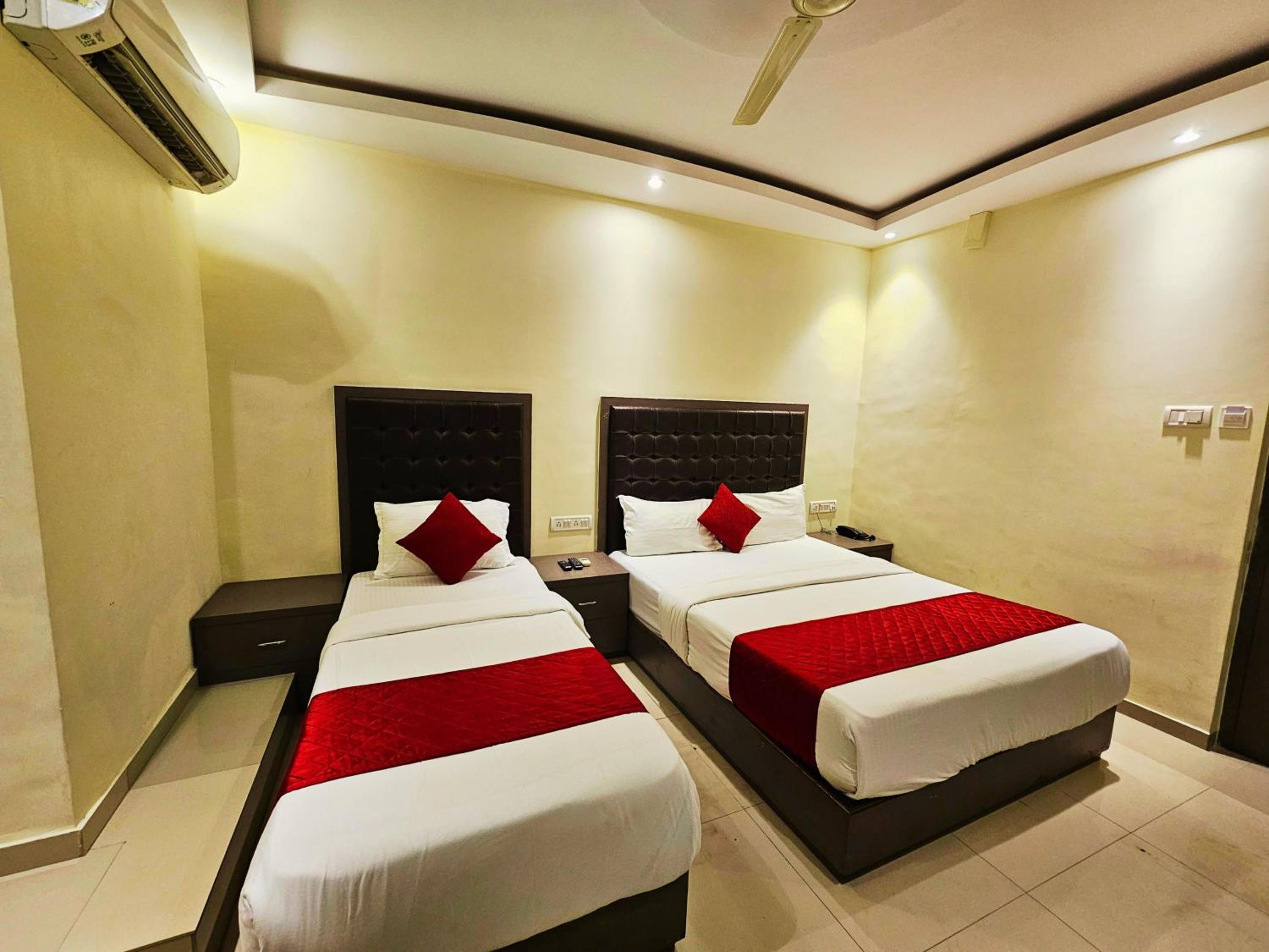 Deluxe Triple Room