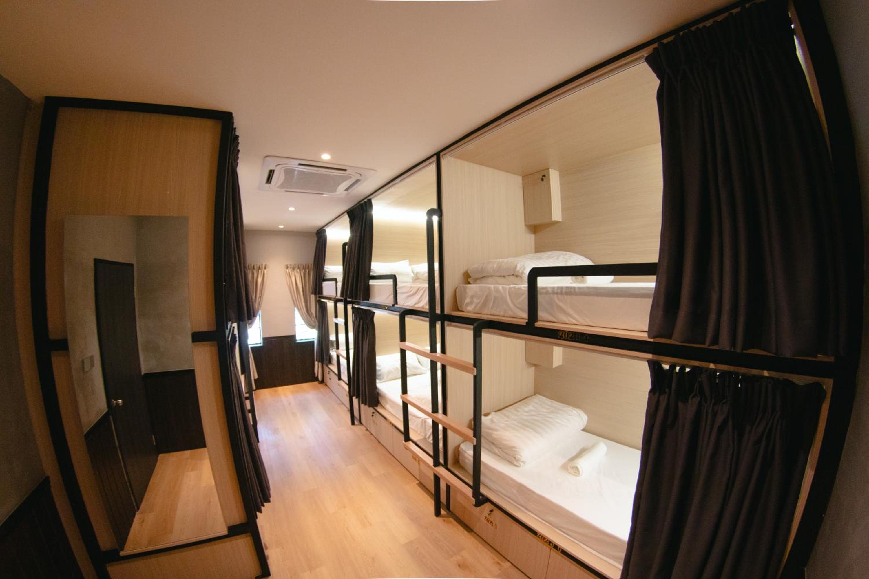Mixed Dormitory Room photo 3