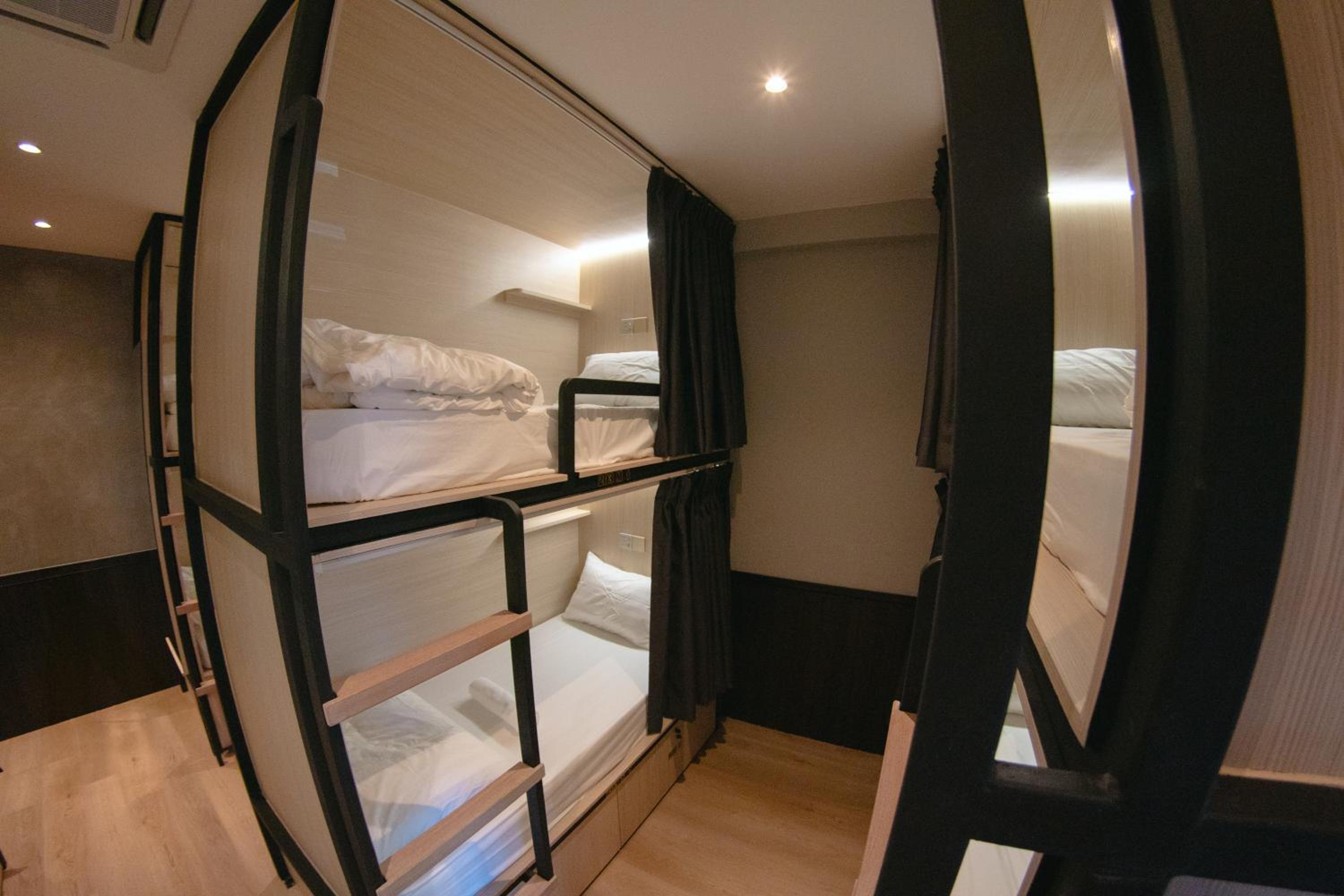 Mixed Dormitory Room photo 2