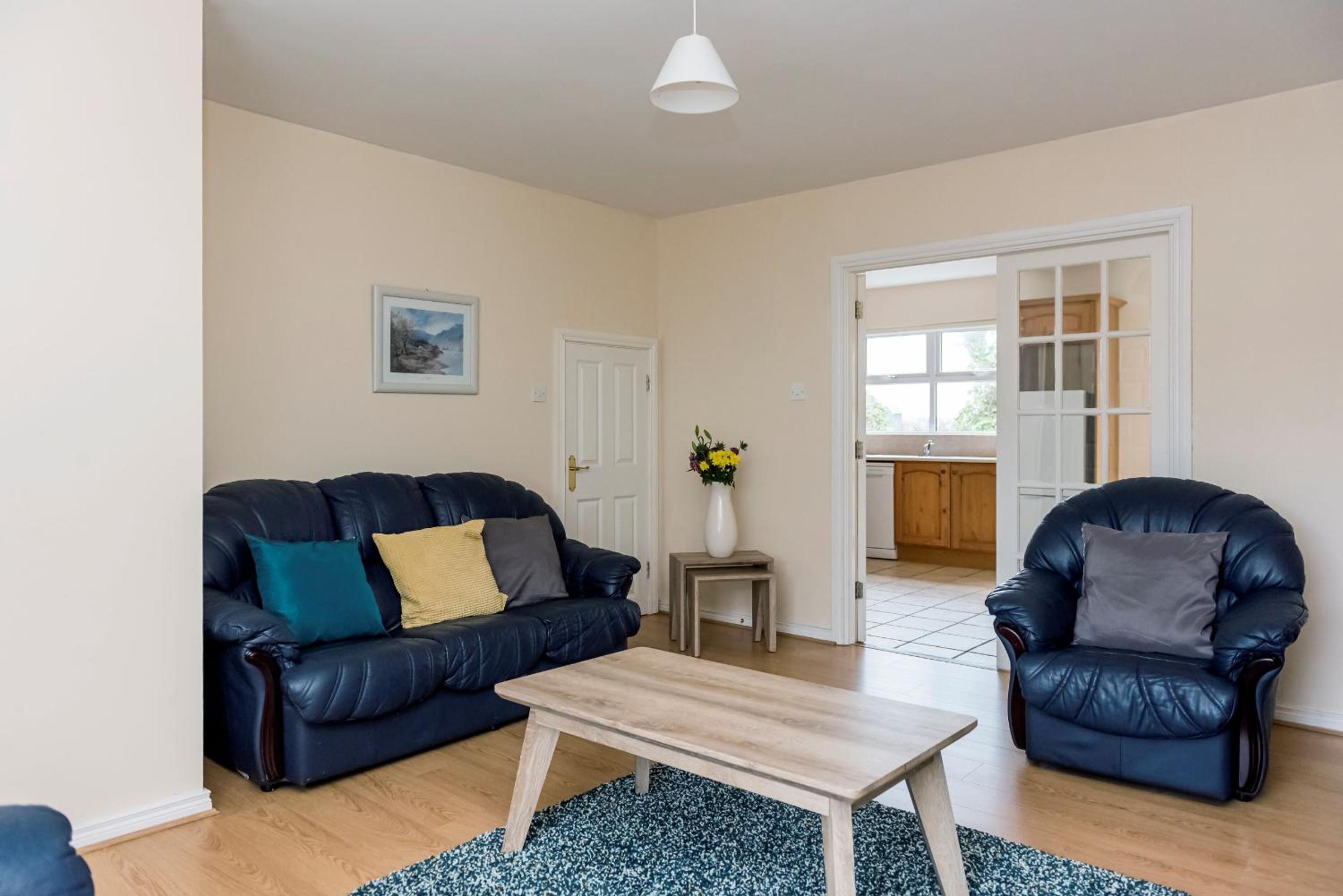 Three-Bedroom House photo 1