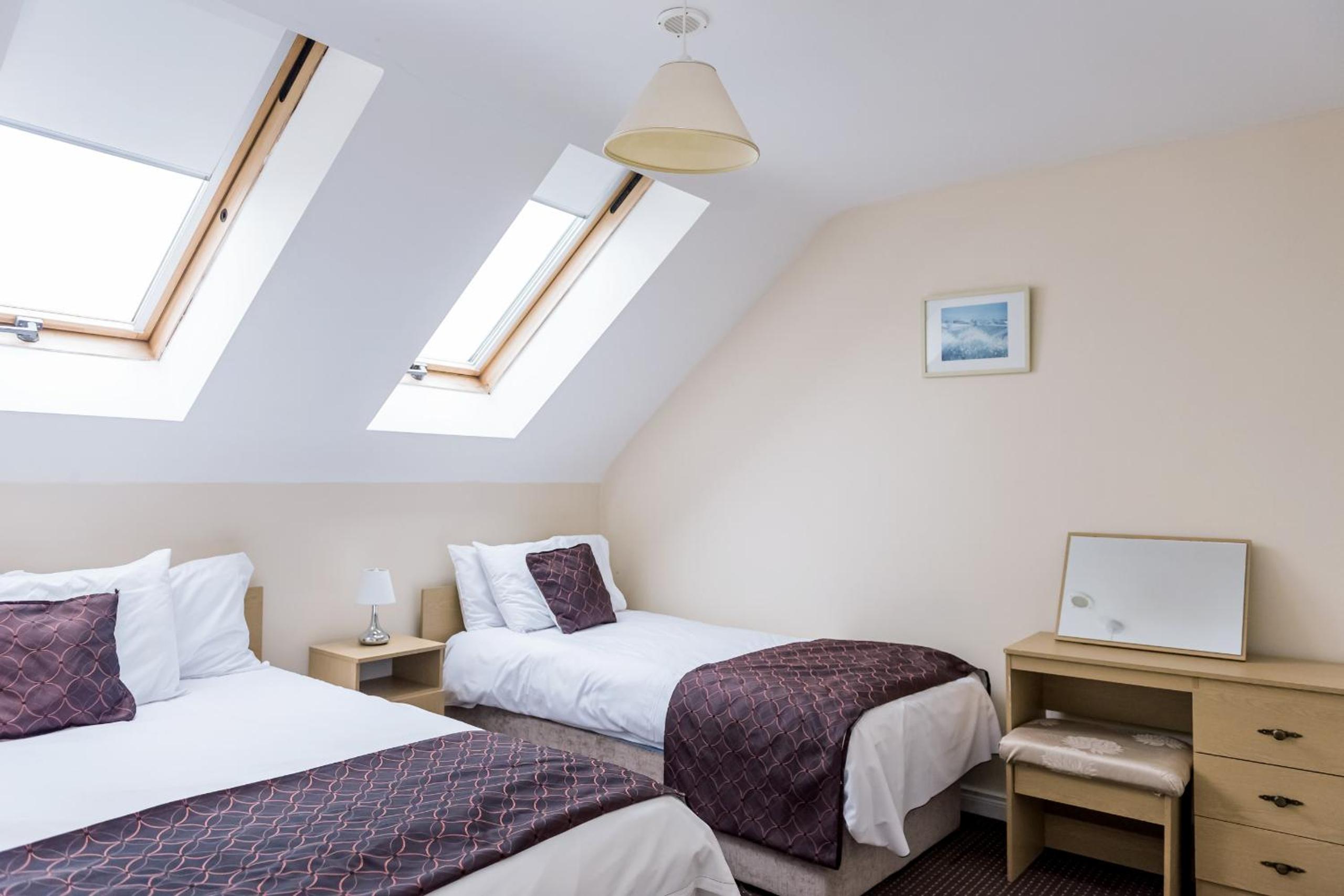 3-Bedroom Semi-detached House  photo 2
