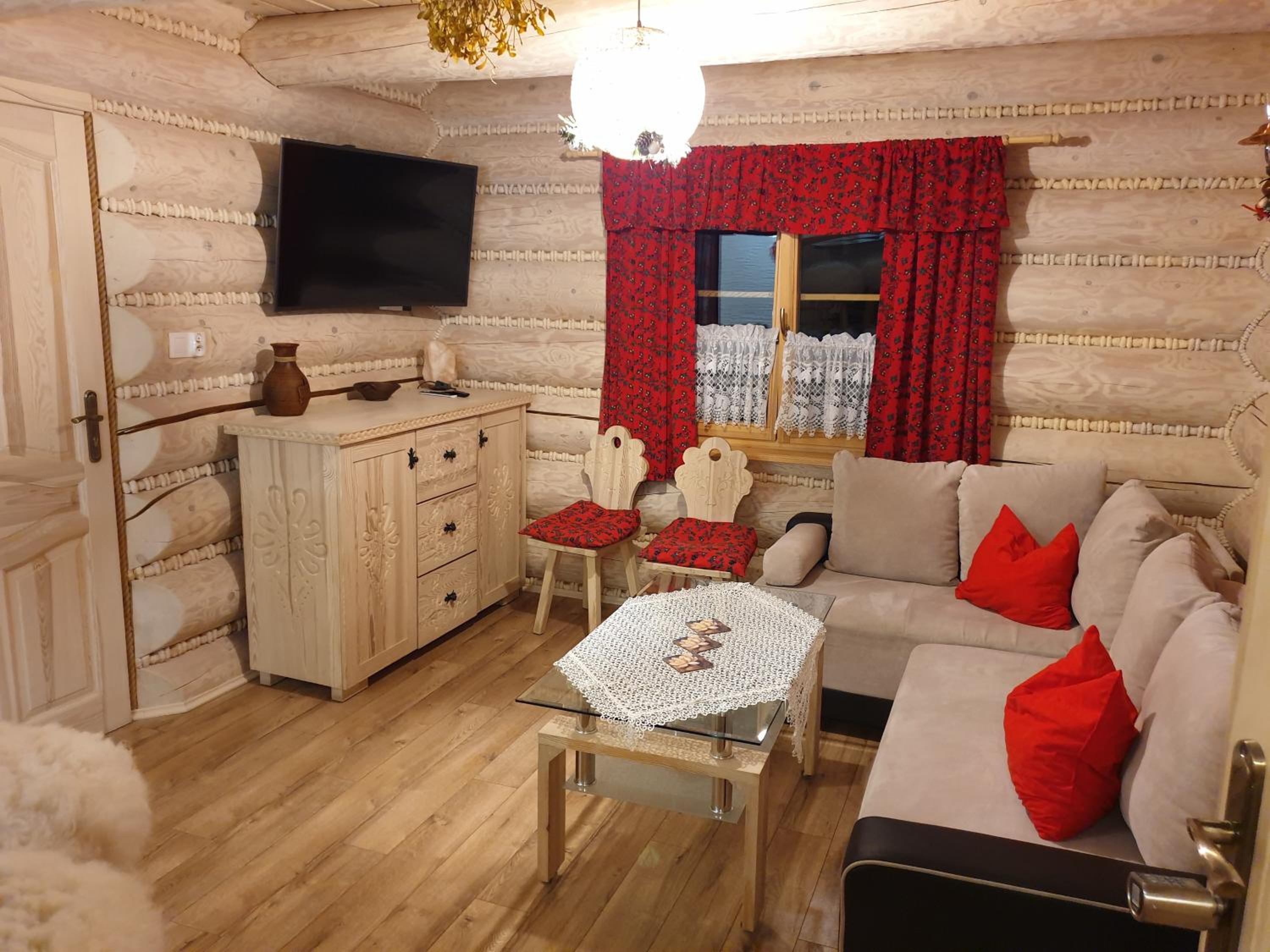 Apartment with Terrace - Photo 15