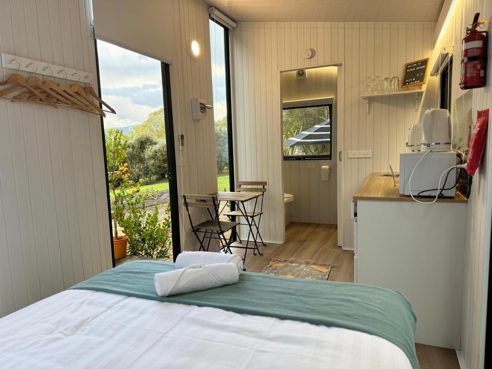 Mobile Home photo 1