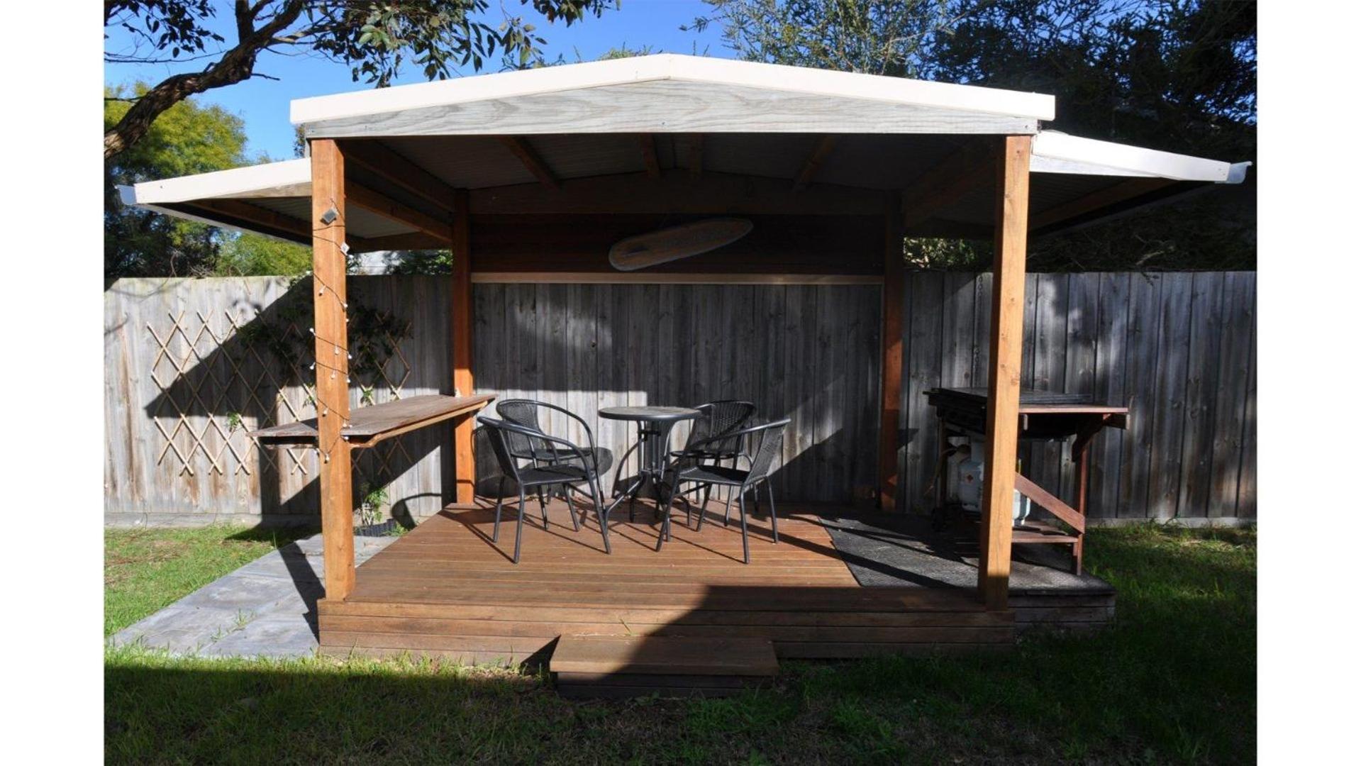 Three-Bedroom House photo 2