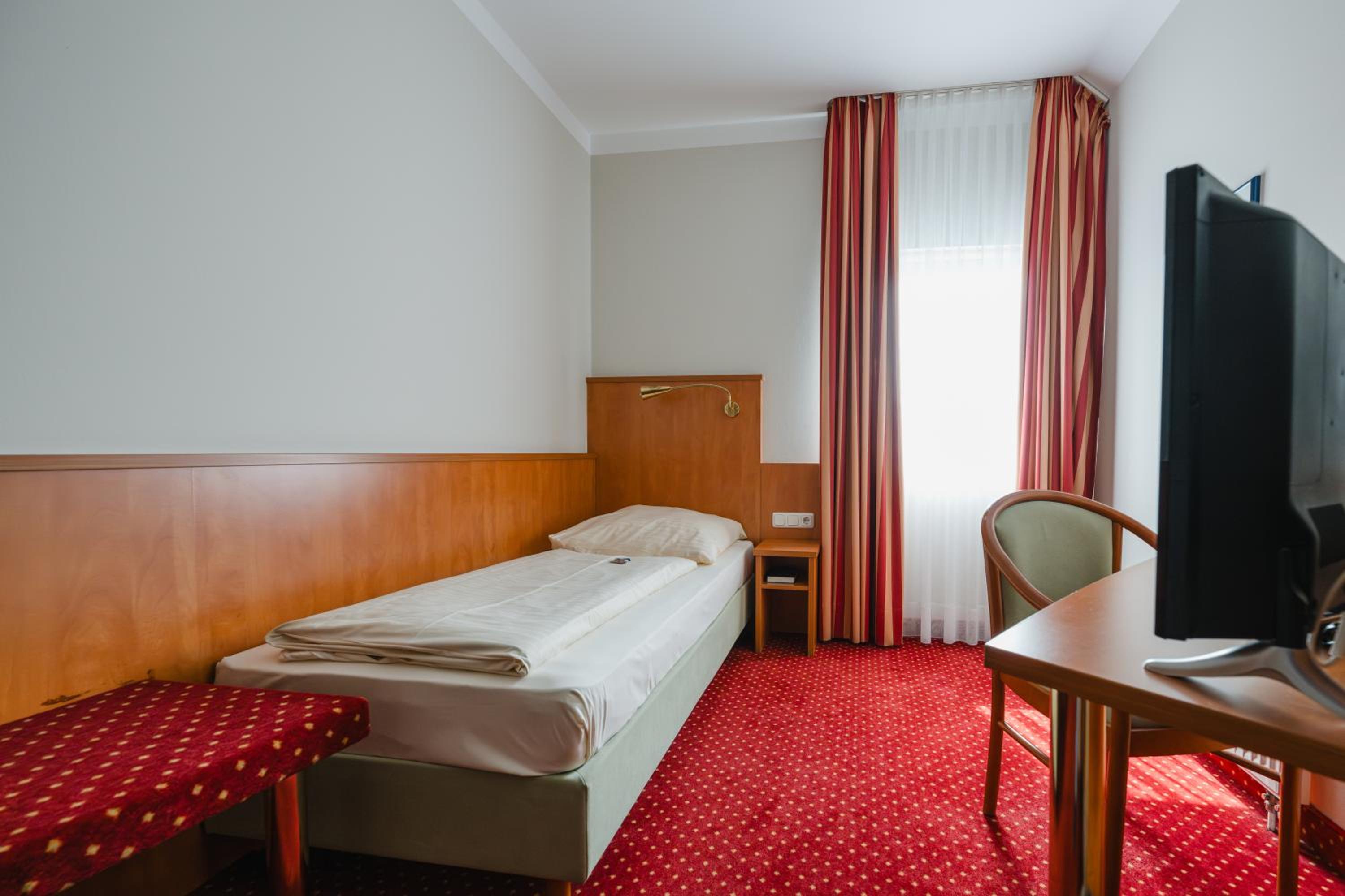 Single Room photo 1