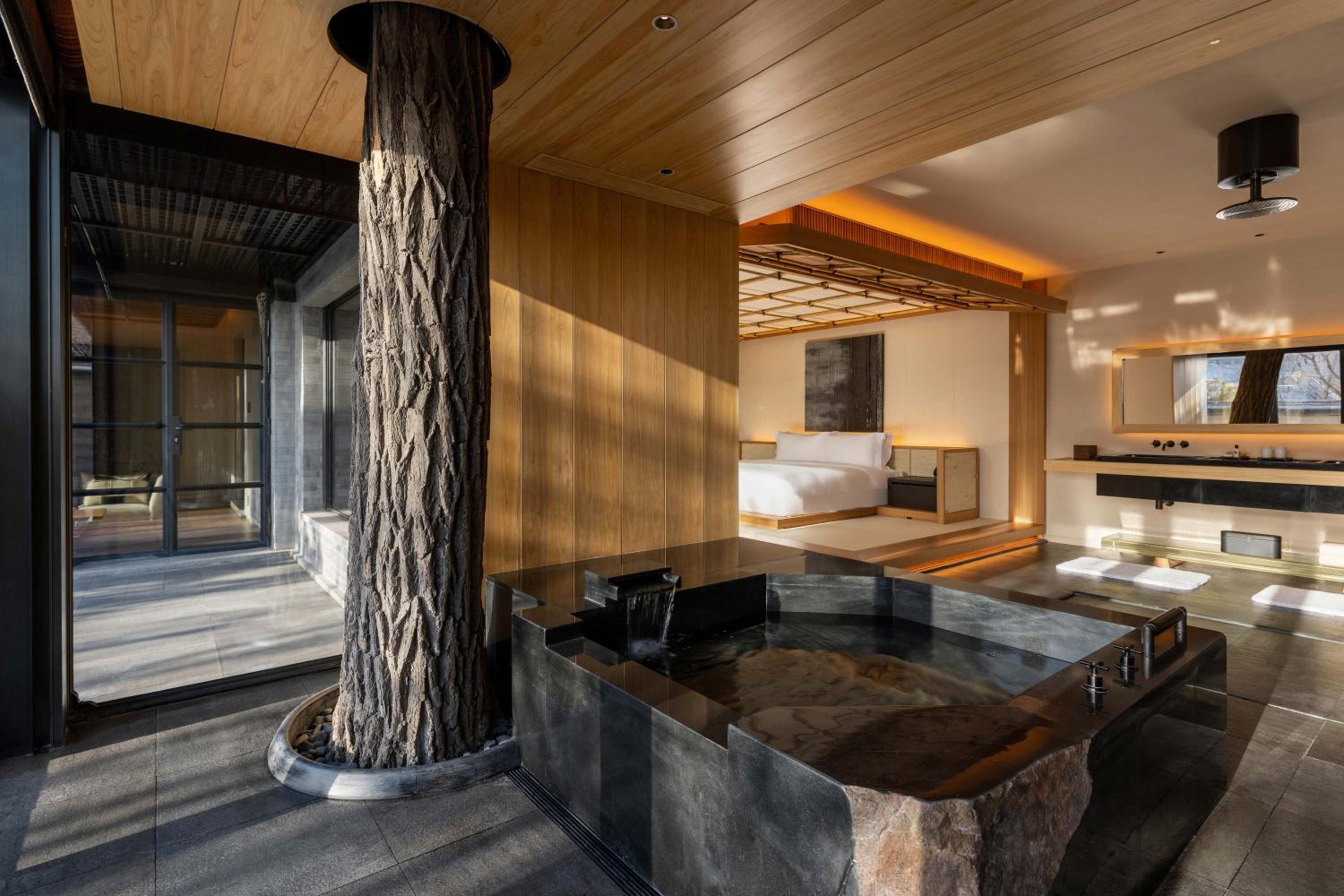 Bao Cui Courtyard View King Room