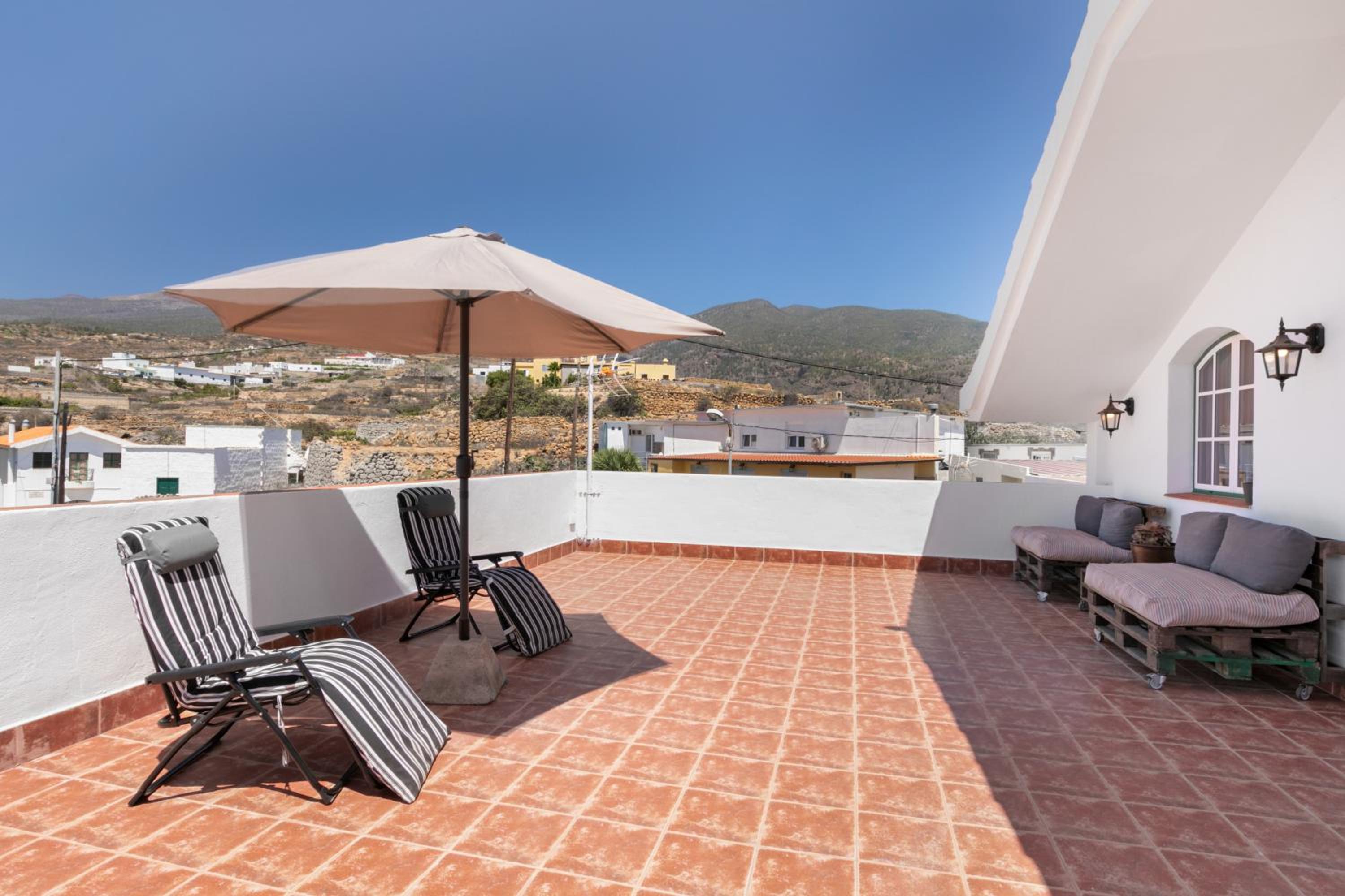 Superior Apartment with City View photo 3