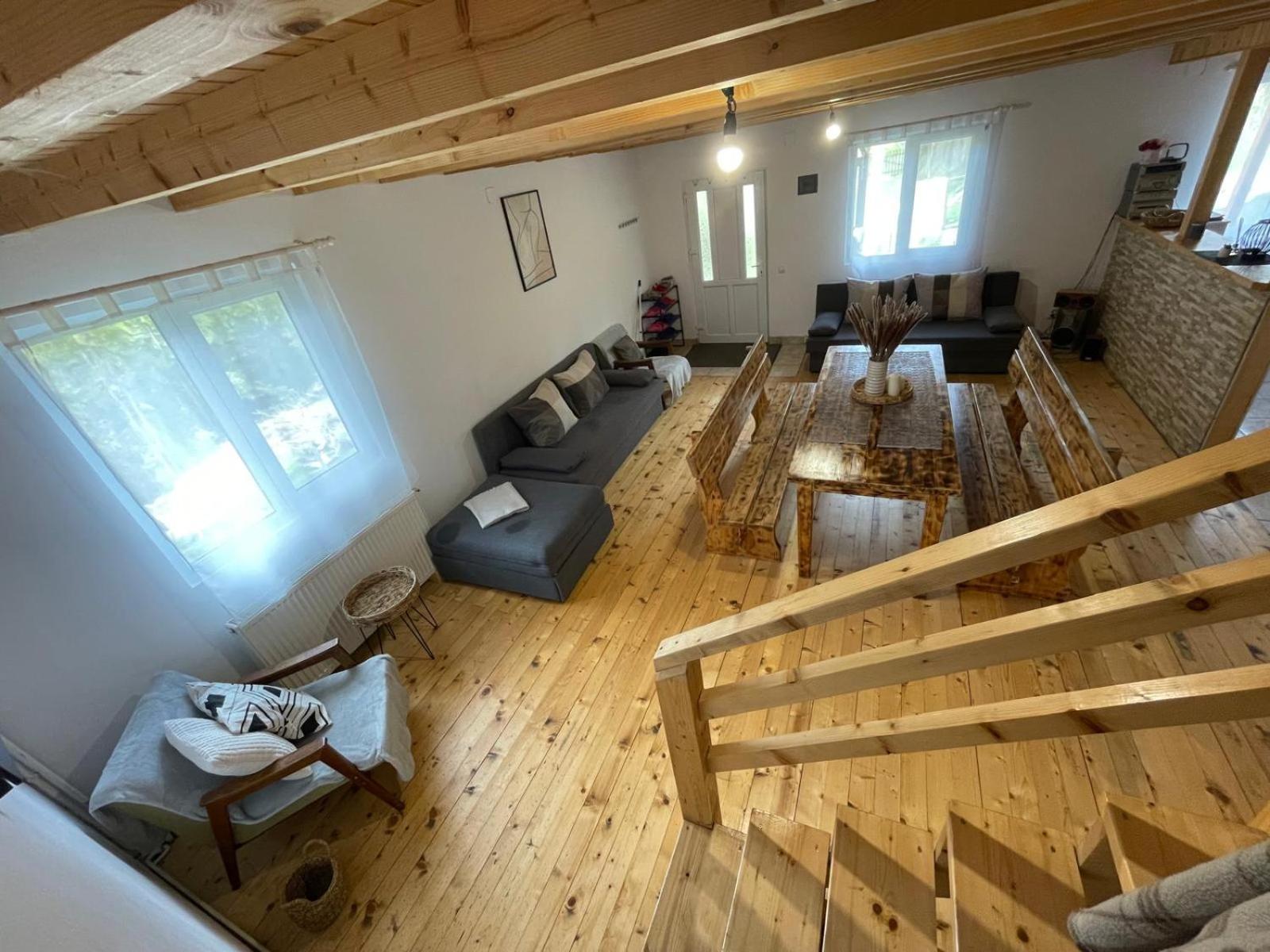 Three-Bedroom Chalet photo 3