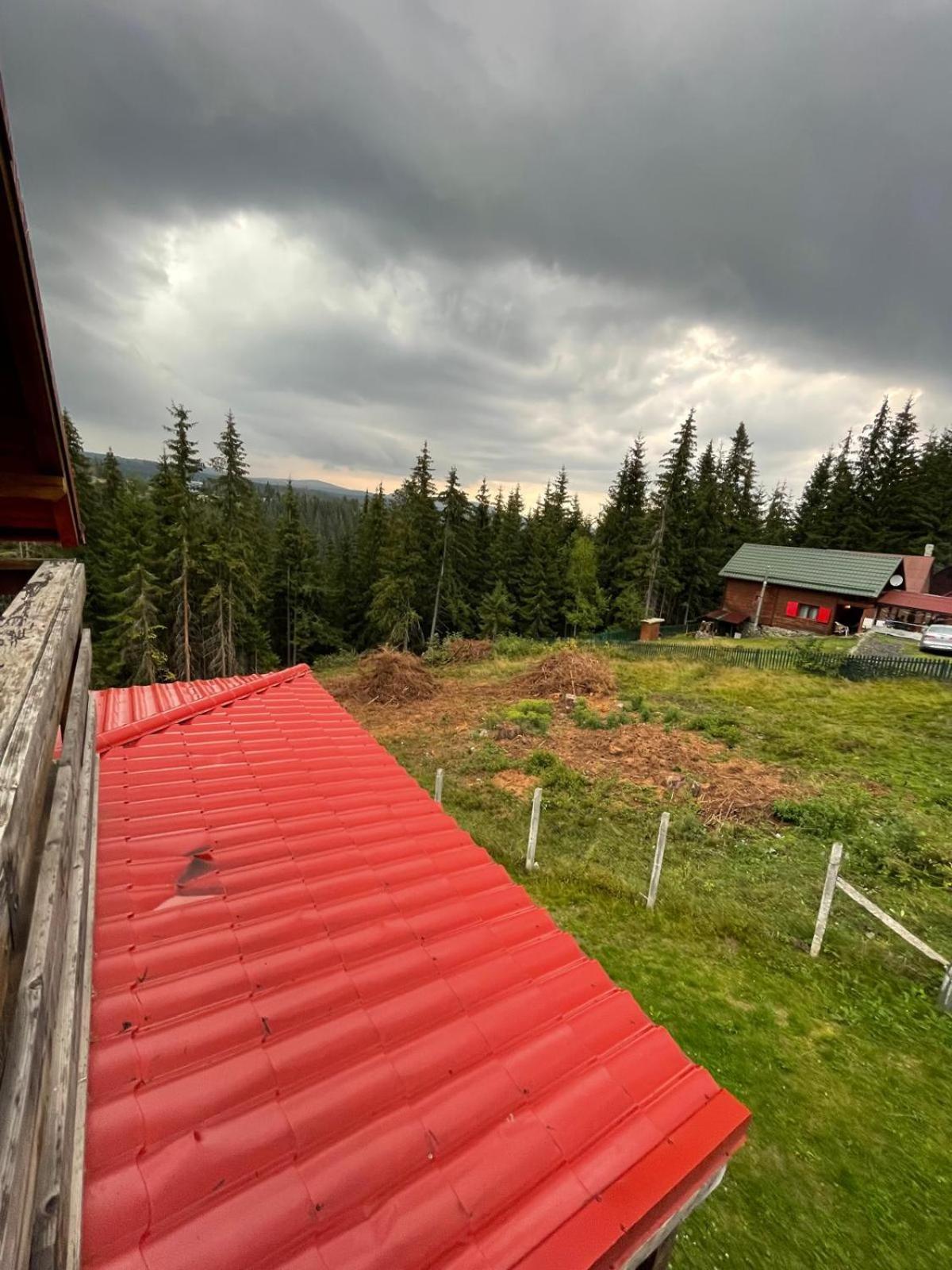 Three-Bedroom Chalet photo 2