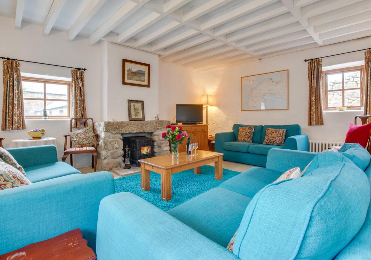 Four-Bedroom House photo 1