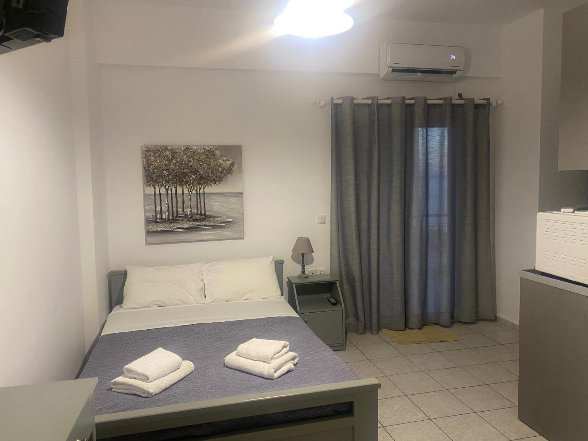 Double or Twin Room with Sea View photo 1