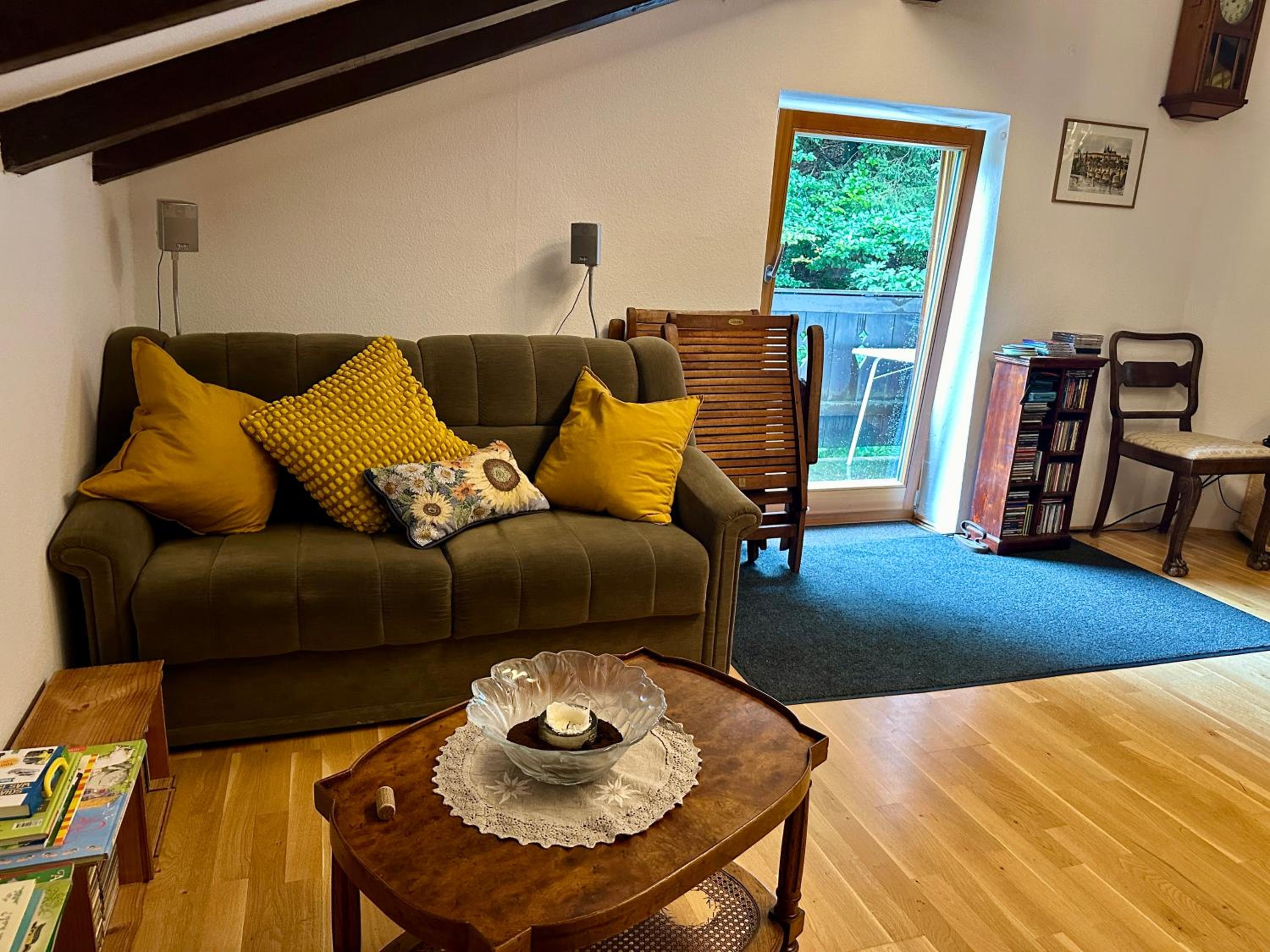 One-Bedroom Apartment with Balcony photo 2