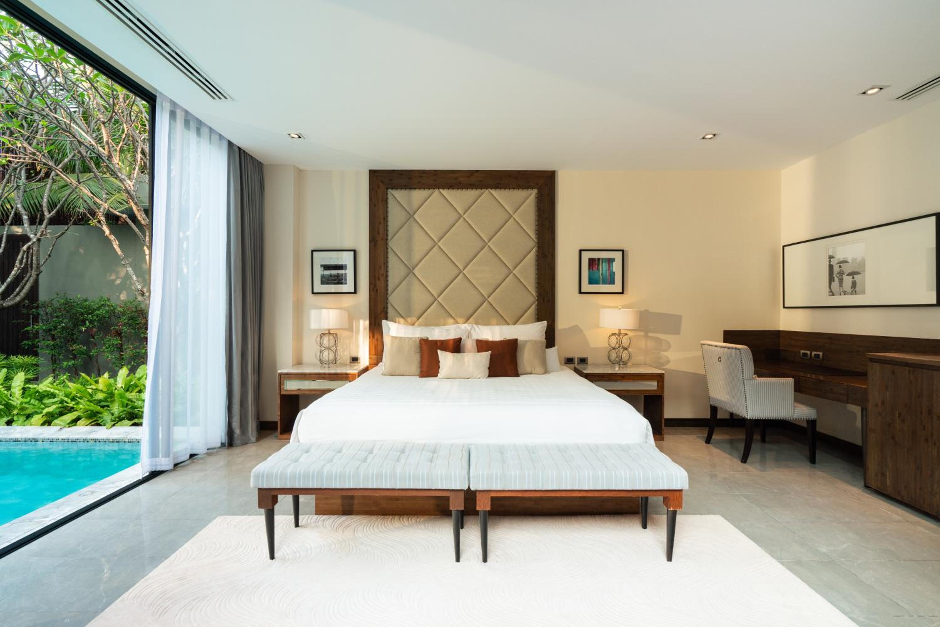 Three-Bedroom Pool Villa (24-hour butler service) - Photo 11