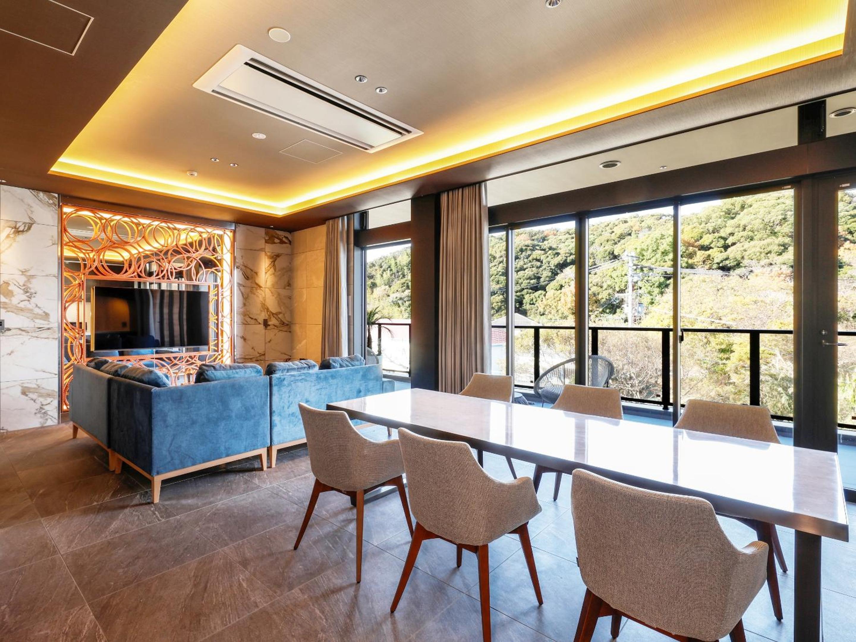 Triple Room with Terrace