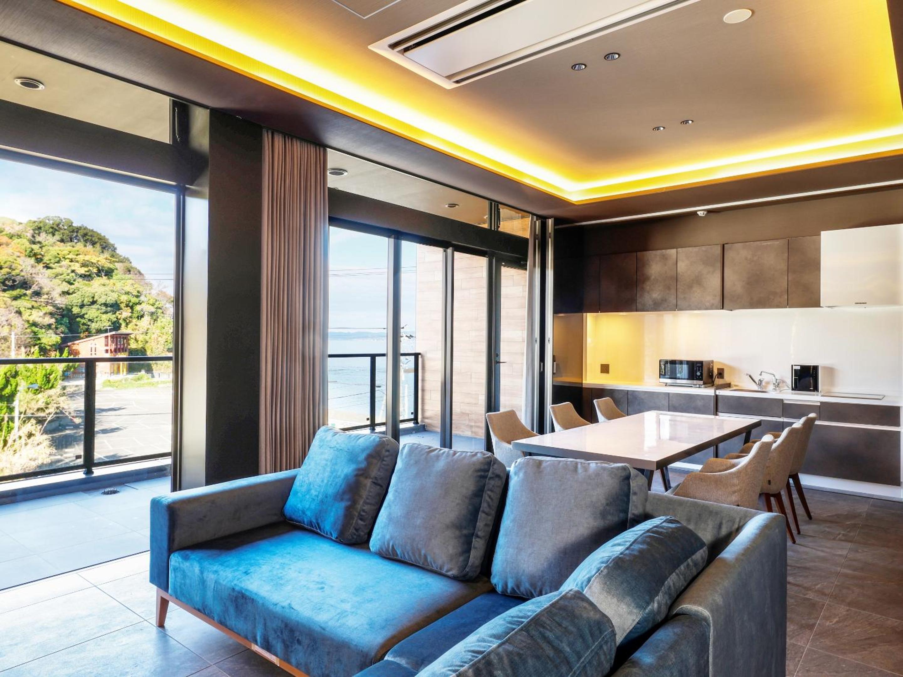 Triple Room with Terrace