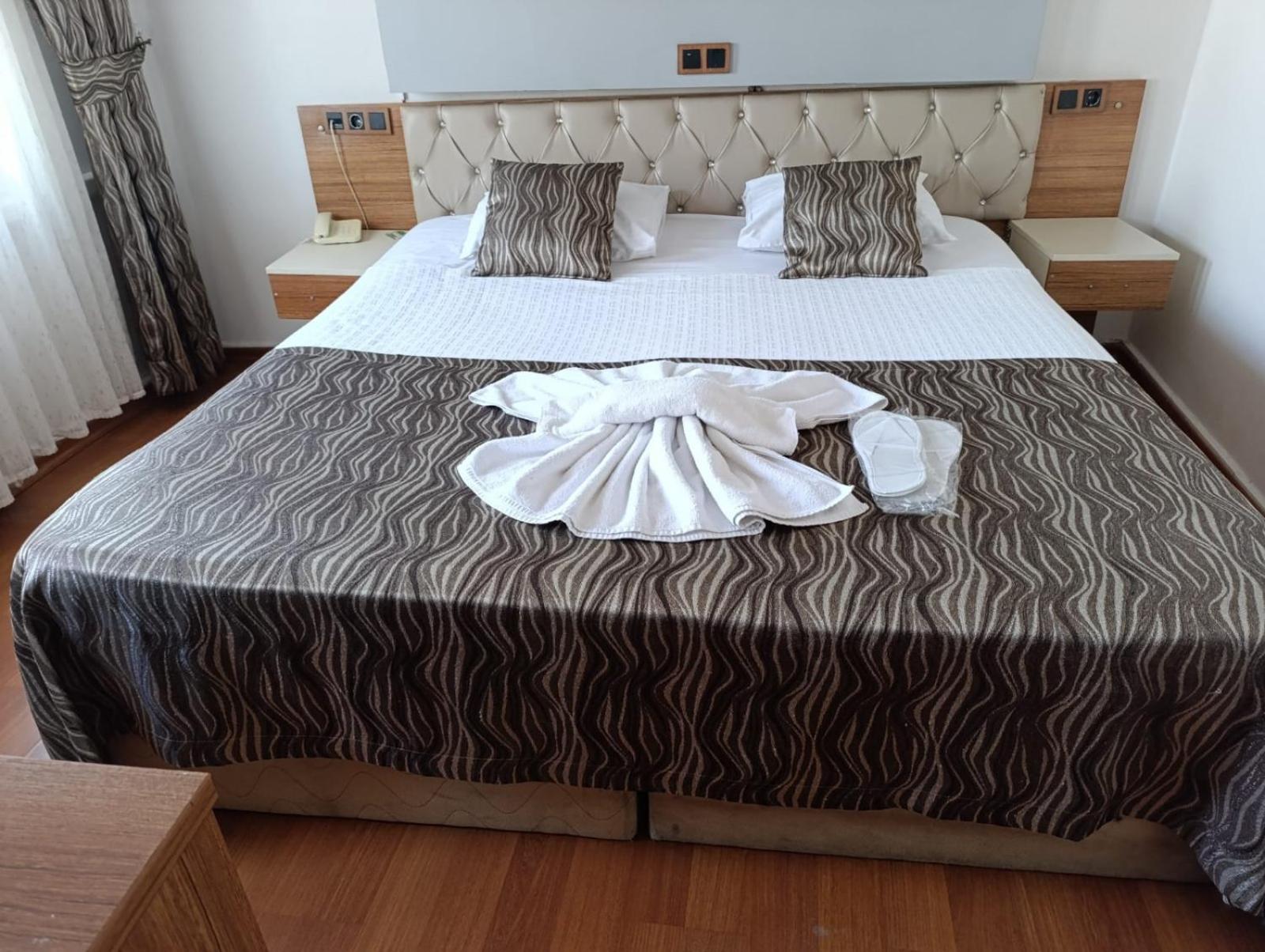 Budget Double Room photo 2