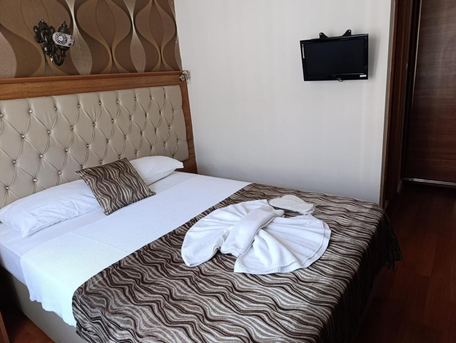 Standard Double Room photo 2