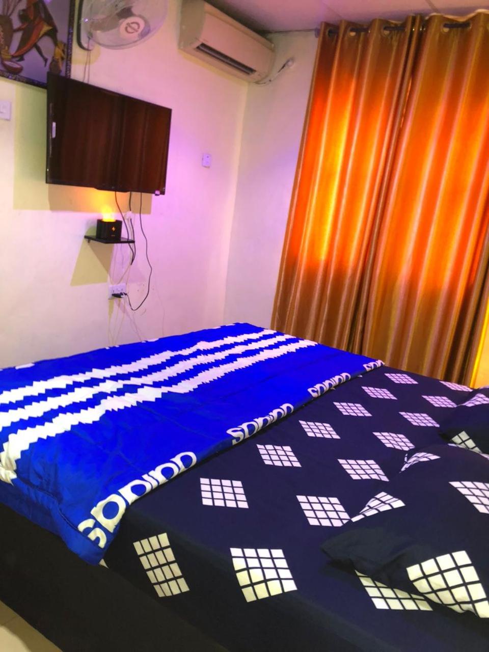 Double Room With Private Bathroom photo 2