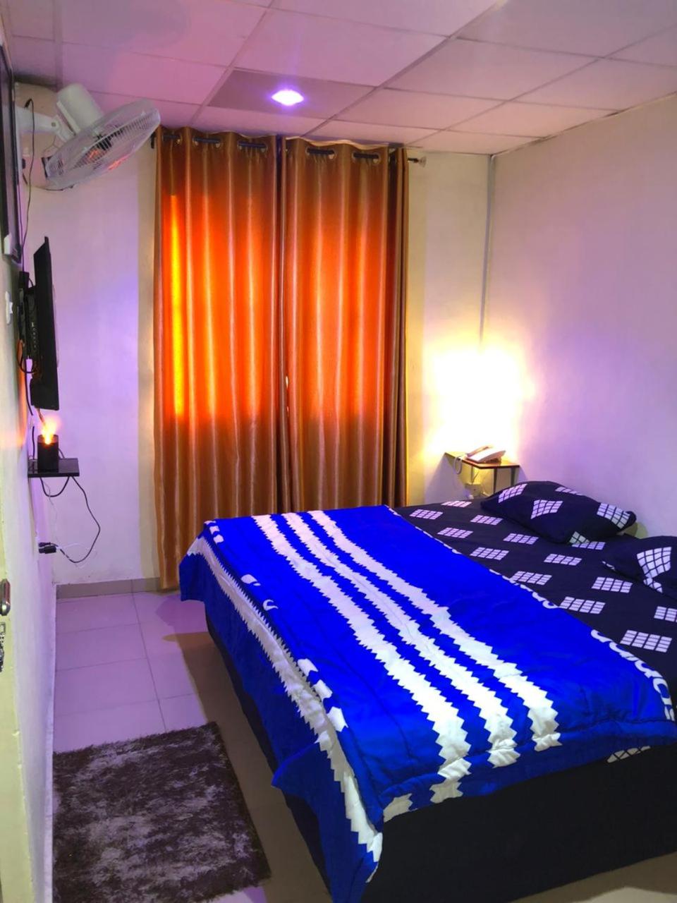 Double Room With Private Bathroom photo 1